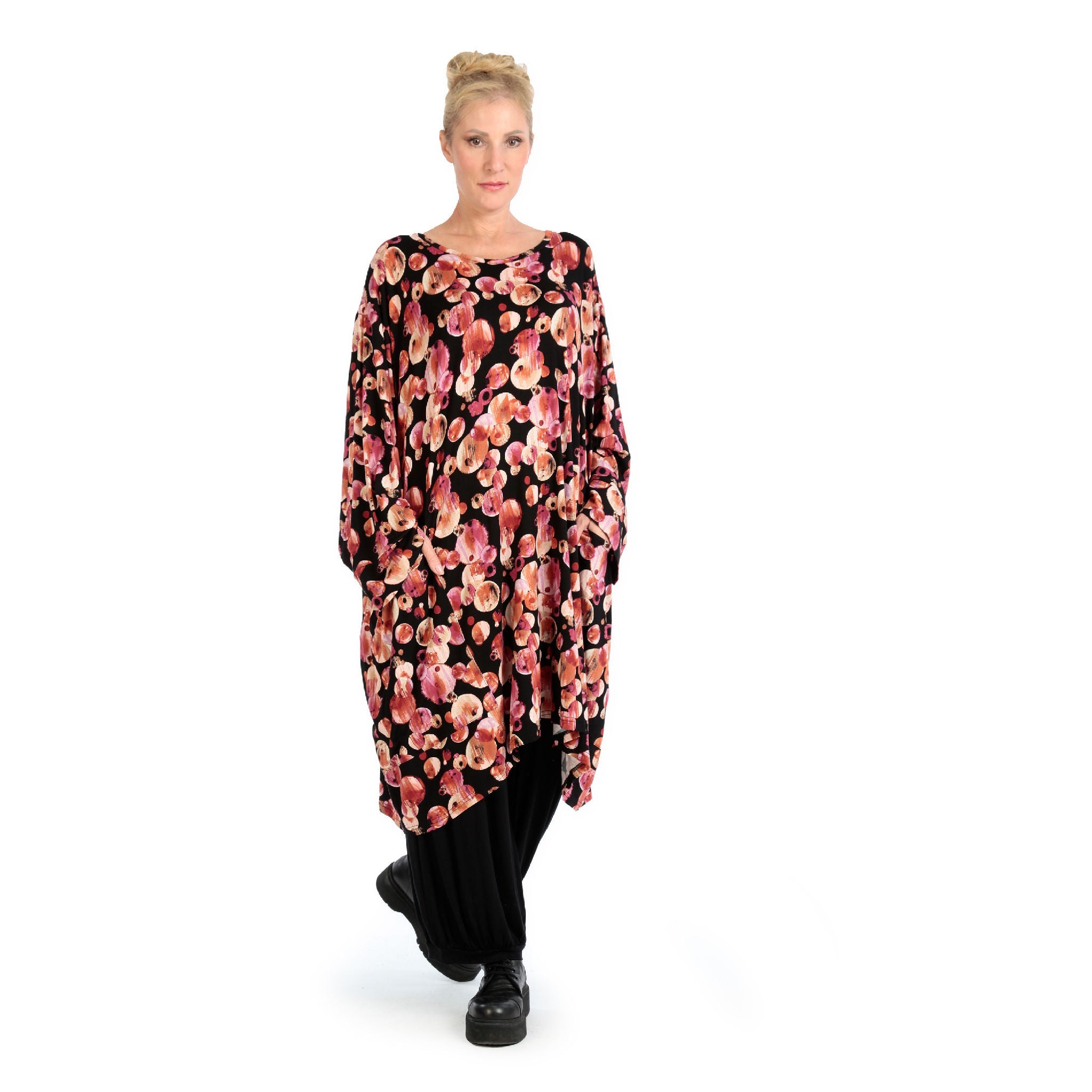 Winter big shirt in balloon shape made of stretcher jersey quality, Luna in black-red-fuchsia