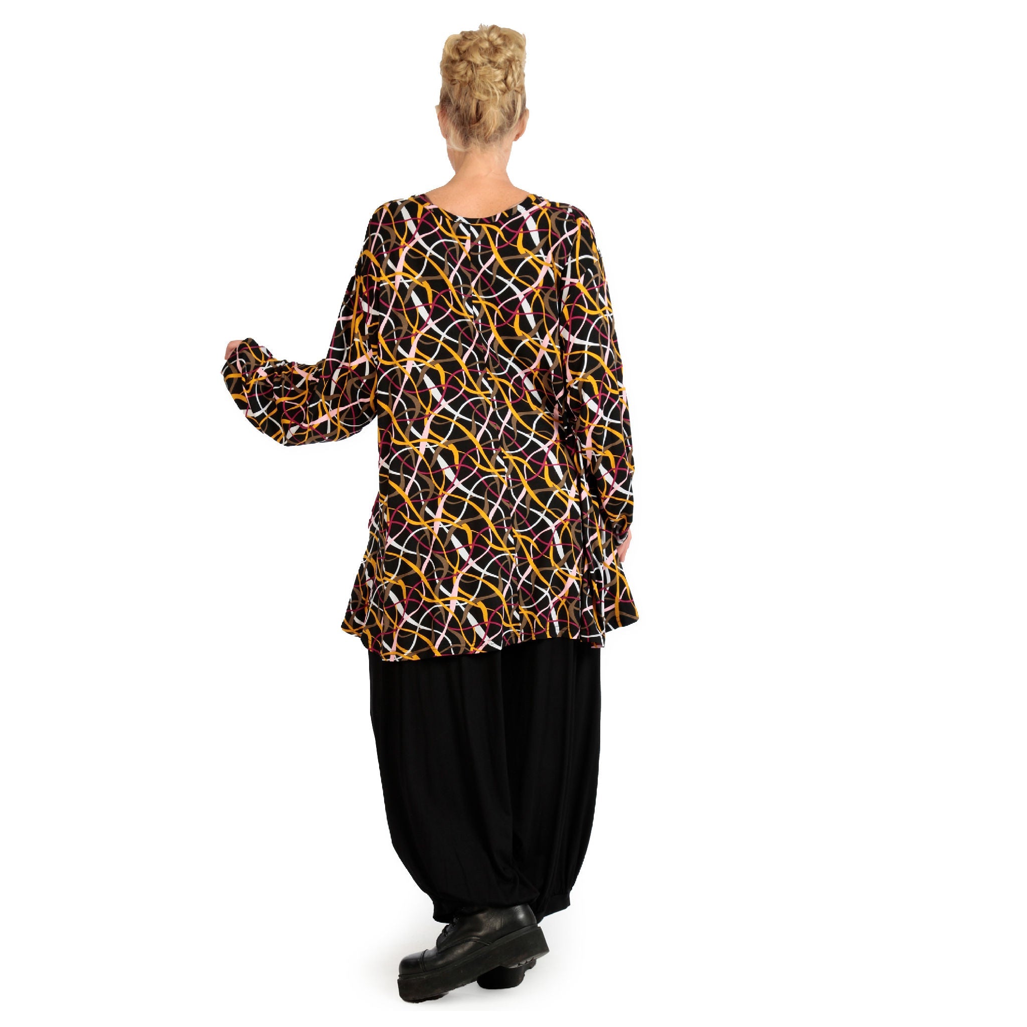 Winter shirt in bell shape made of stretcher jersey quality, Amira in black-yellow-white
