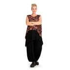 Winter top in a pointed shape made of stretcher jersey quality, Sienna in black-fuchsia-yellow