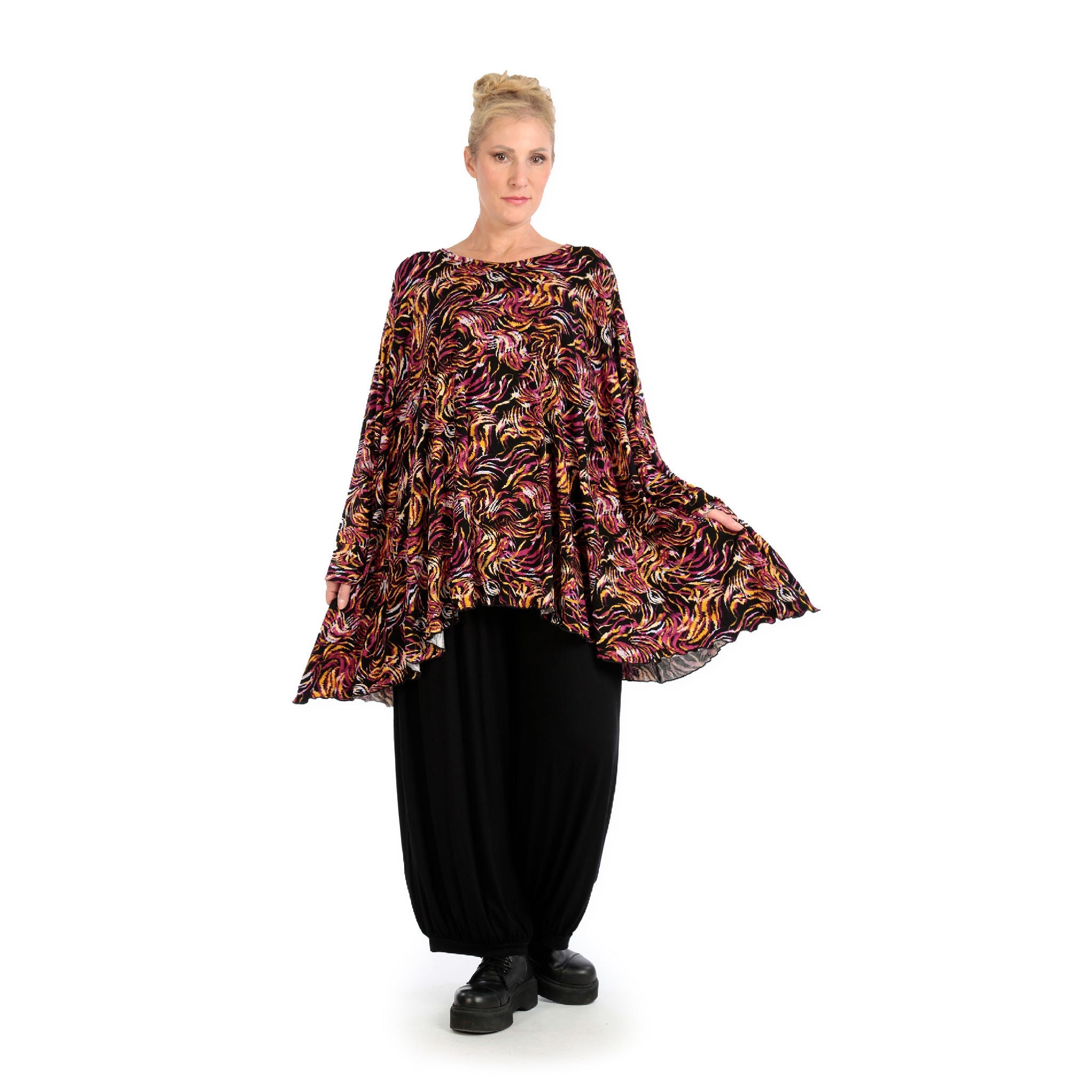 Winter big shirt in A-shape made of stretch jersey quality, Sienna in black-fuchsia-yellow