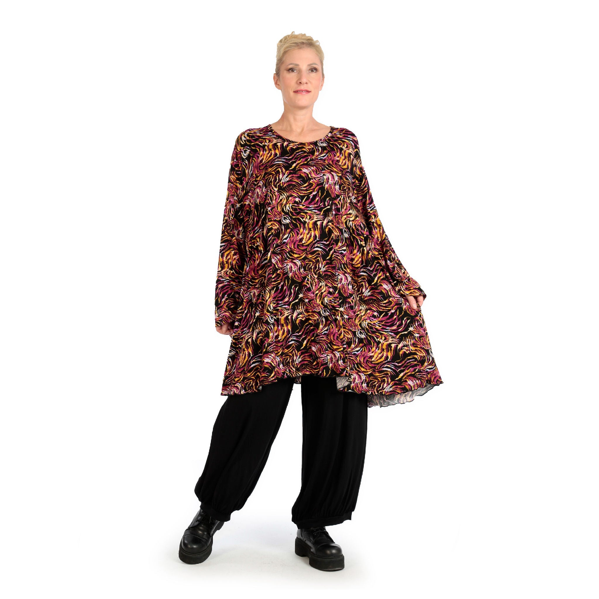 Winter big shirt in A-shape made of stretch jersey quality, Sienna in black-fuchsia-yellow