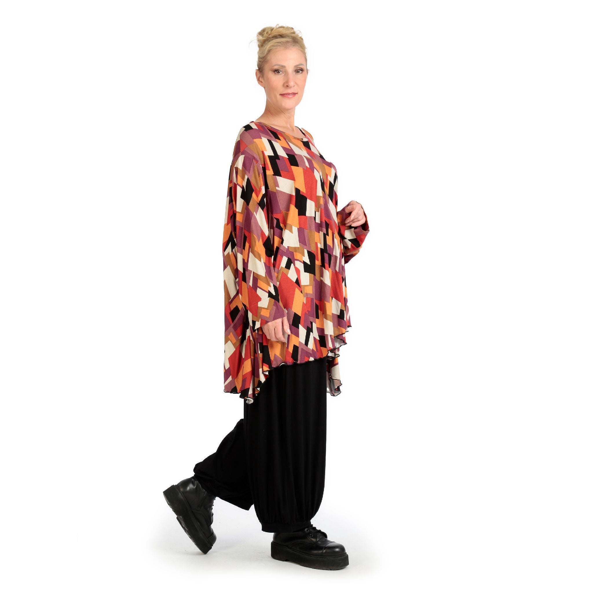 Winter big shirt in A-shape made of stretch jersey quality, Lavina in black-lilac-orange