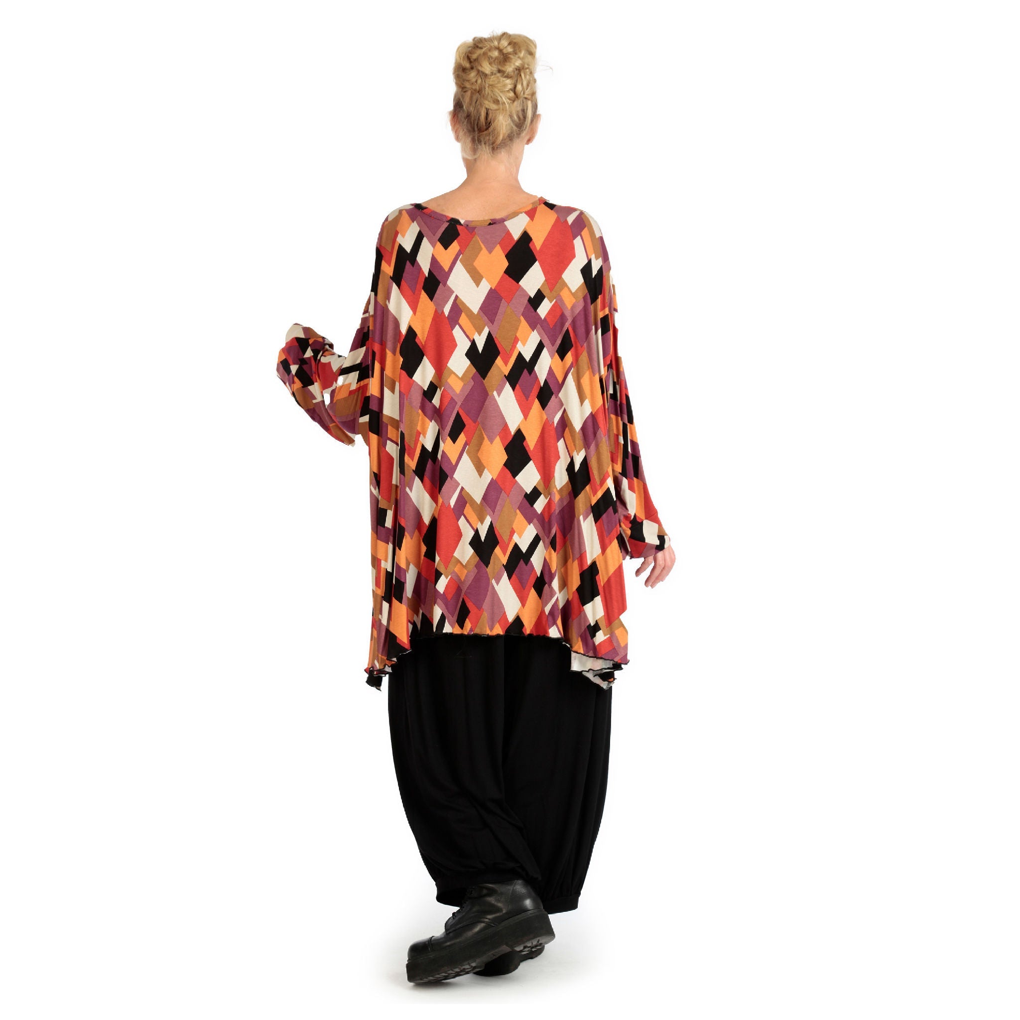 Winter big shirt in A-shape made of stretch jersey quality, Lavina in black-lilac-orange