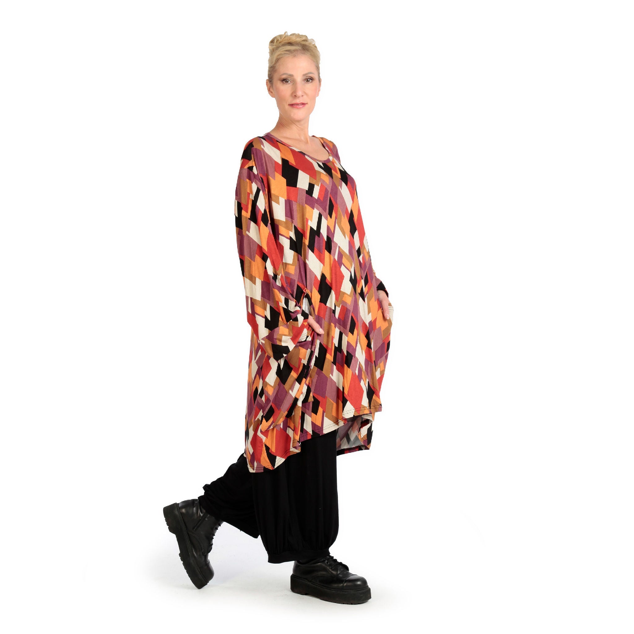 Winter big shirt in balloon shape made of stretcher jersey quality, Lavina in black-lilac-orange