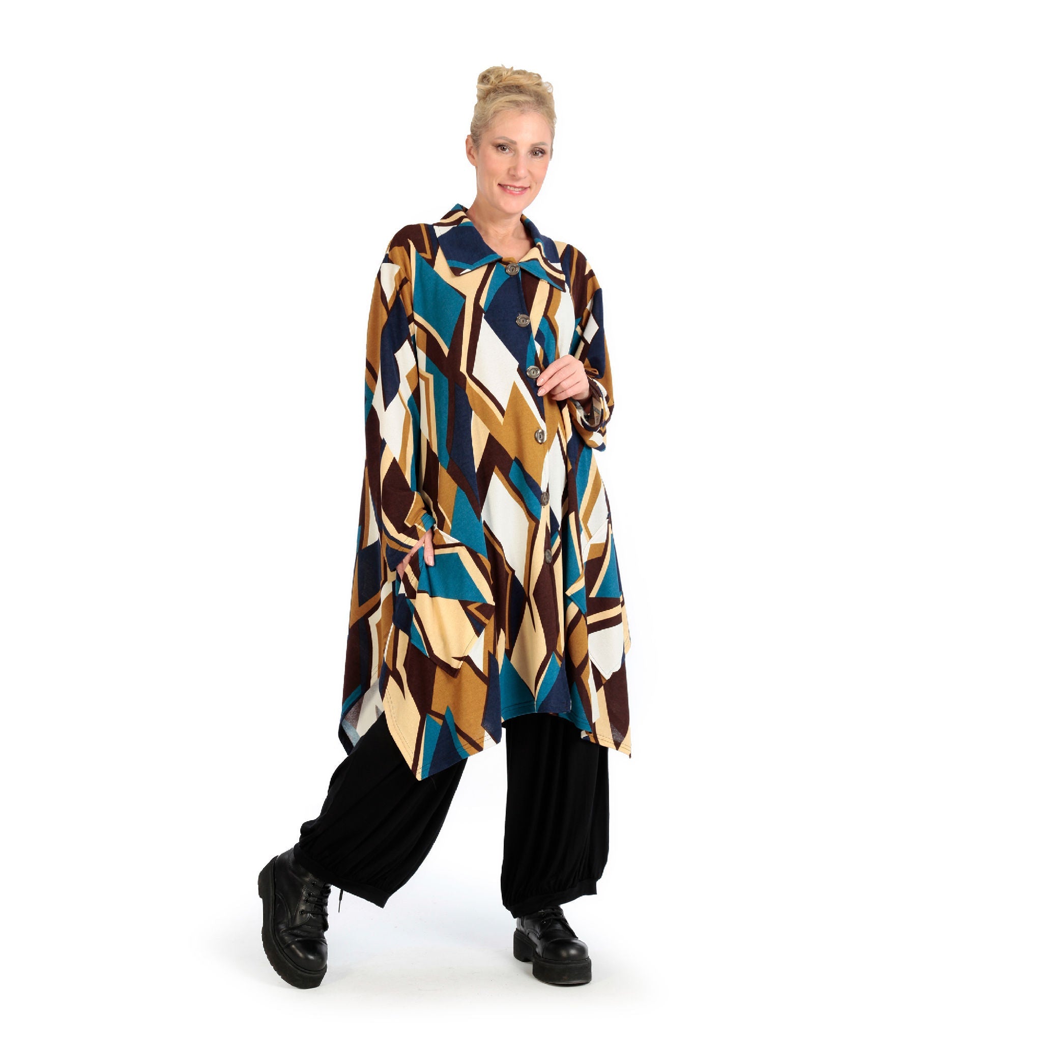 Winter jacket in A-shape made of soft fine knit quality, Viva in blue-cognac-white