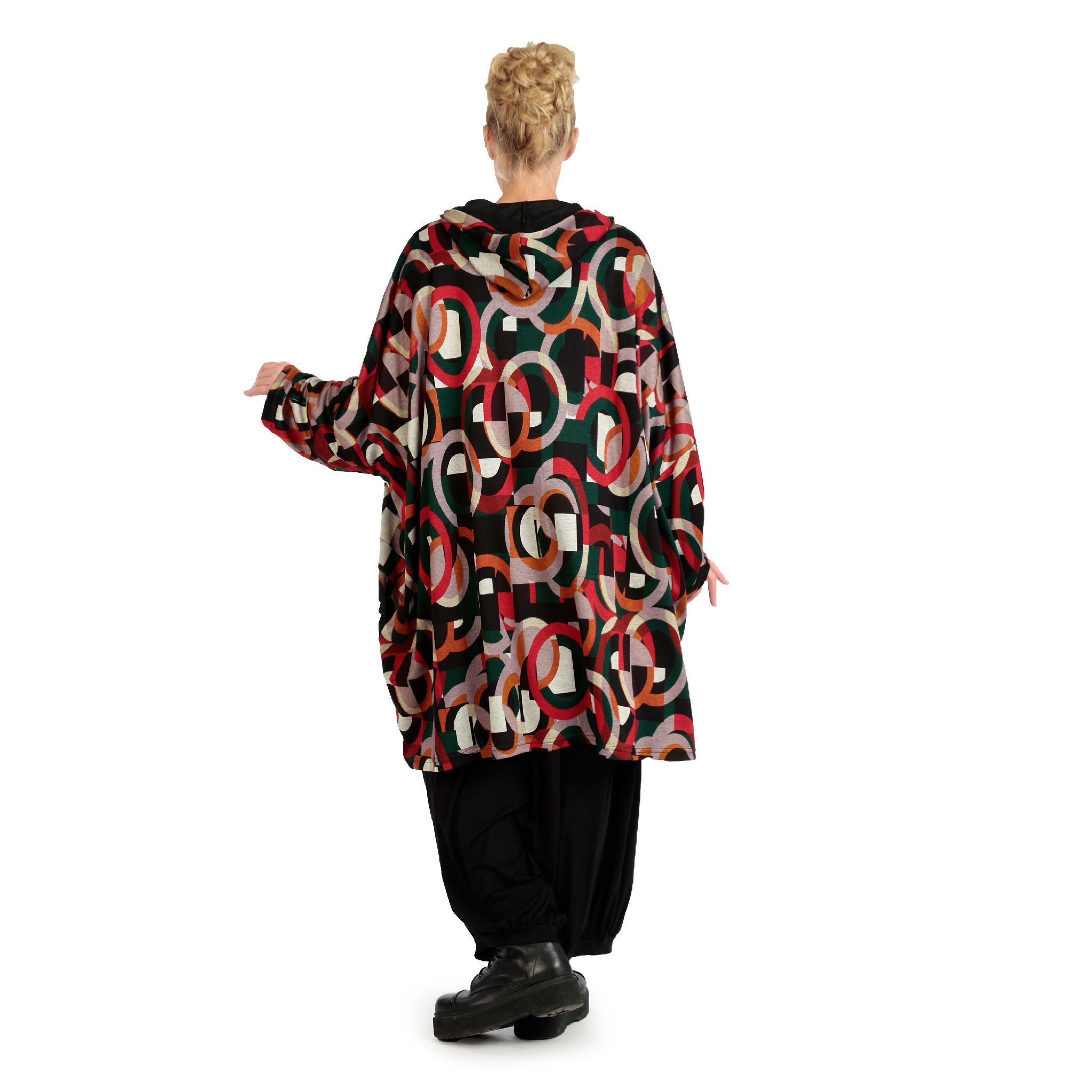 Winter jacket in a boxy shape made of warm Romanit jersey quality, Makino in red-green-black