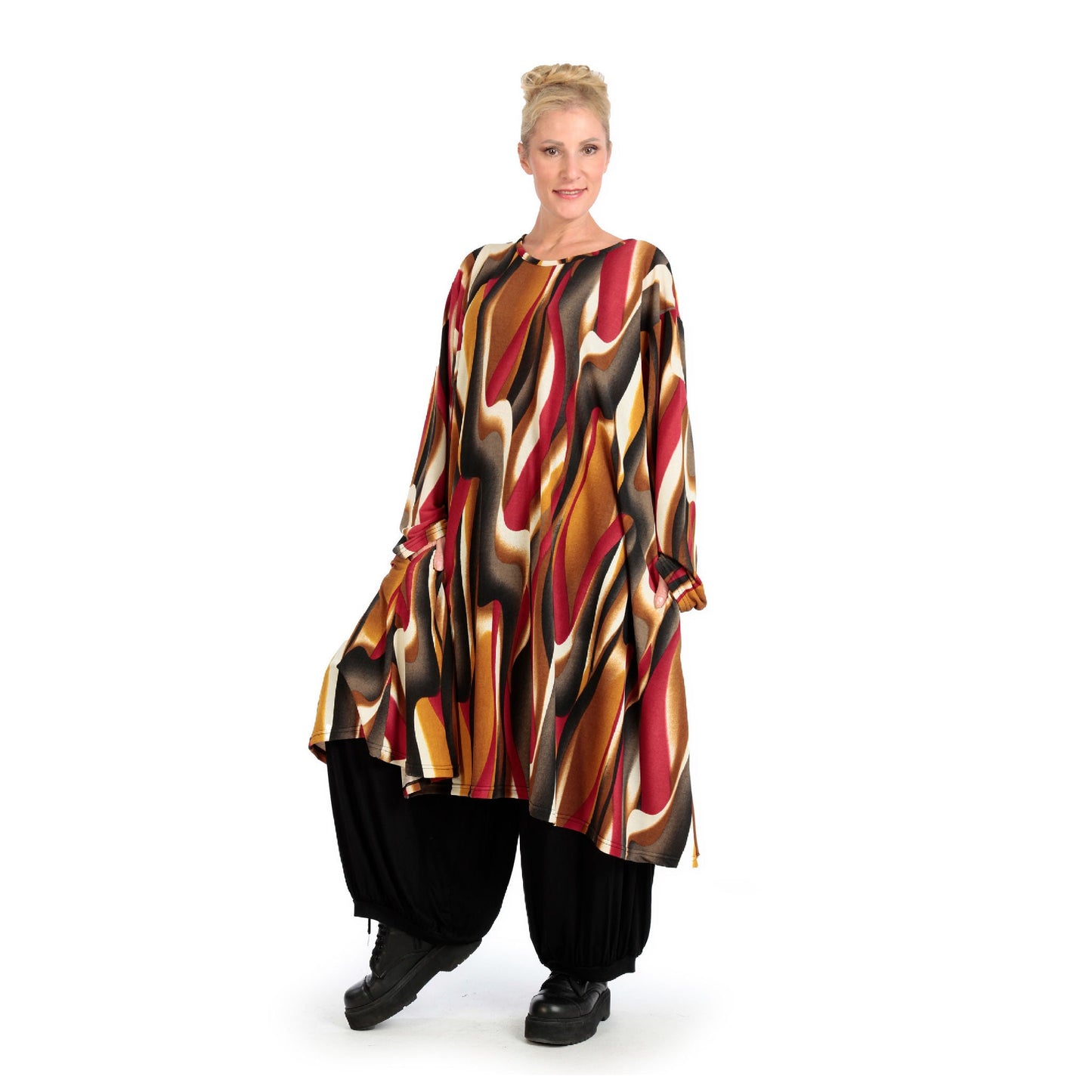 Winter dress in A-shape made of soft fine knit quality, Aurora in cognac-red-white