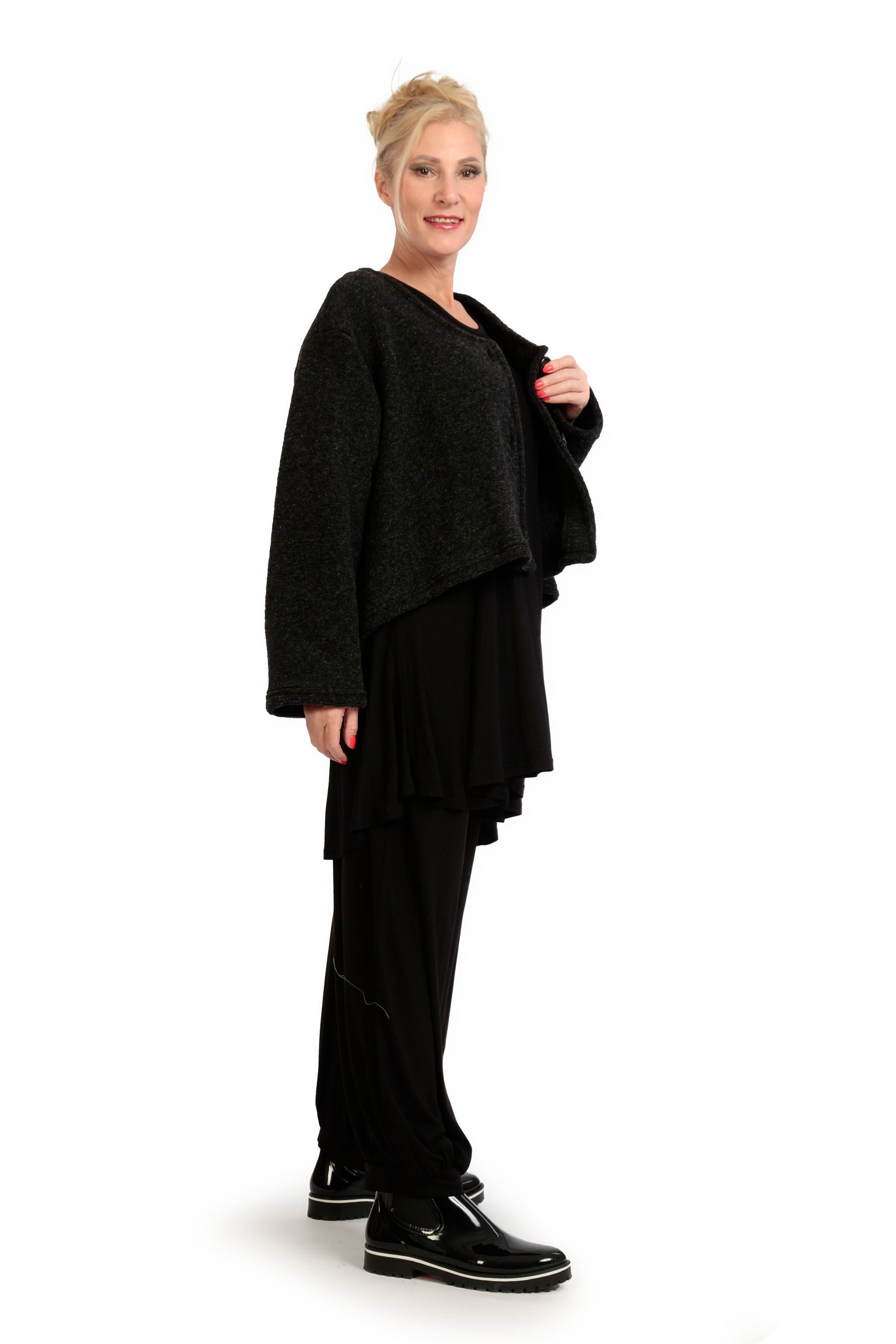 Winter jacket in a rounded shape made of warm wool blend quality, Karina in anthracite