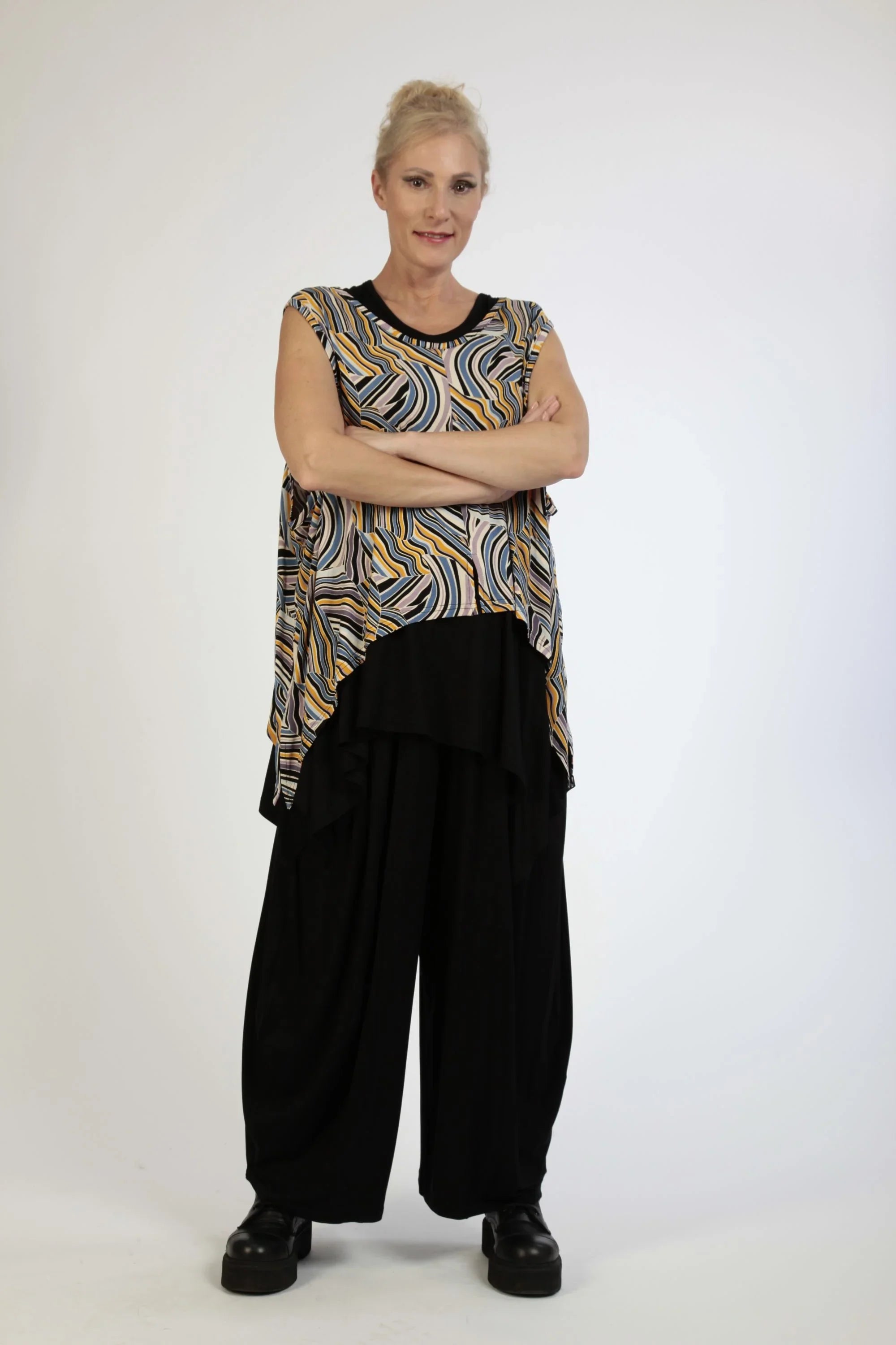 Winter top in pointed shape made of stretcher jersey quality, Maia in blue-yellow-lilac
