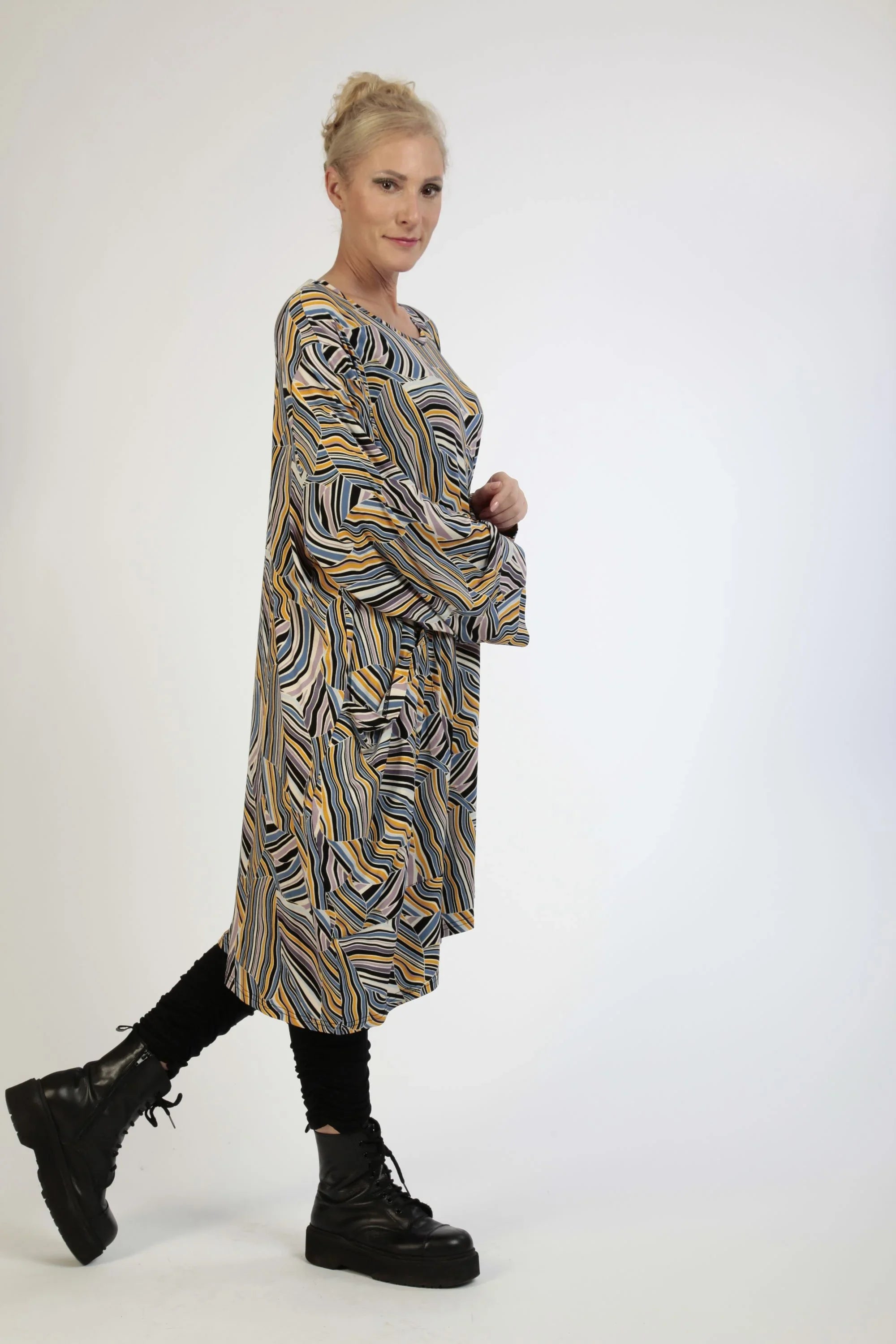 Winter big shirt in balloon shape made of stretcher jersey quality, Maia in blue-yellow-lilac