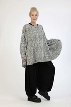 Winter big shirt in A-shape made of warm jacquard quality, Sofia in gray-black