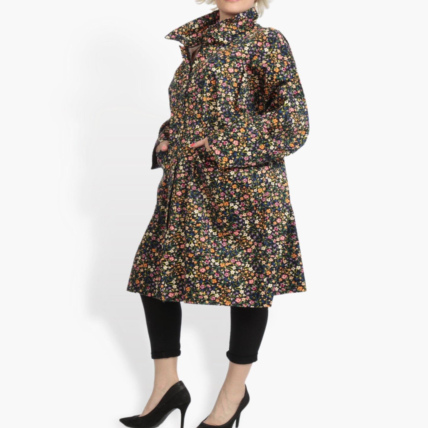 Summer coat in a straight shape made of poplin quality, Sunny in black-multi