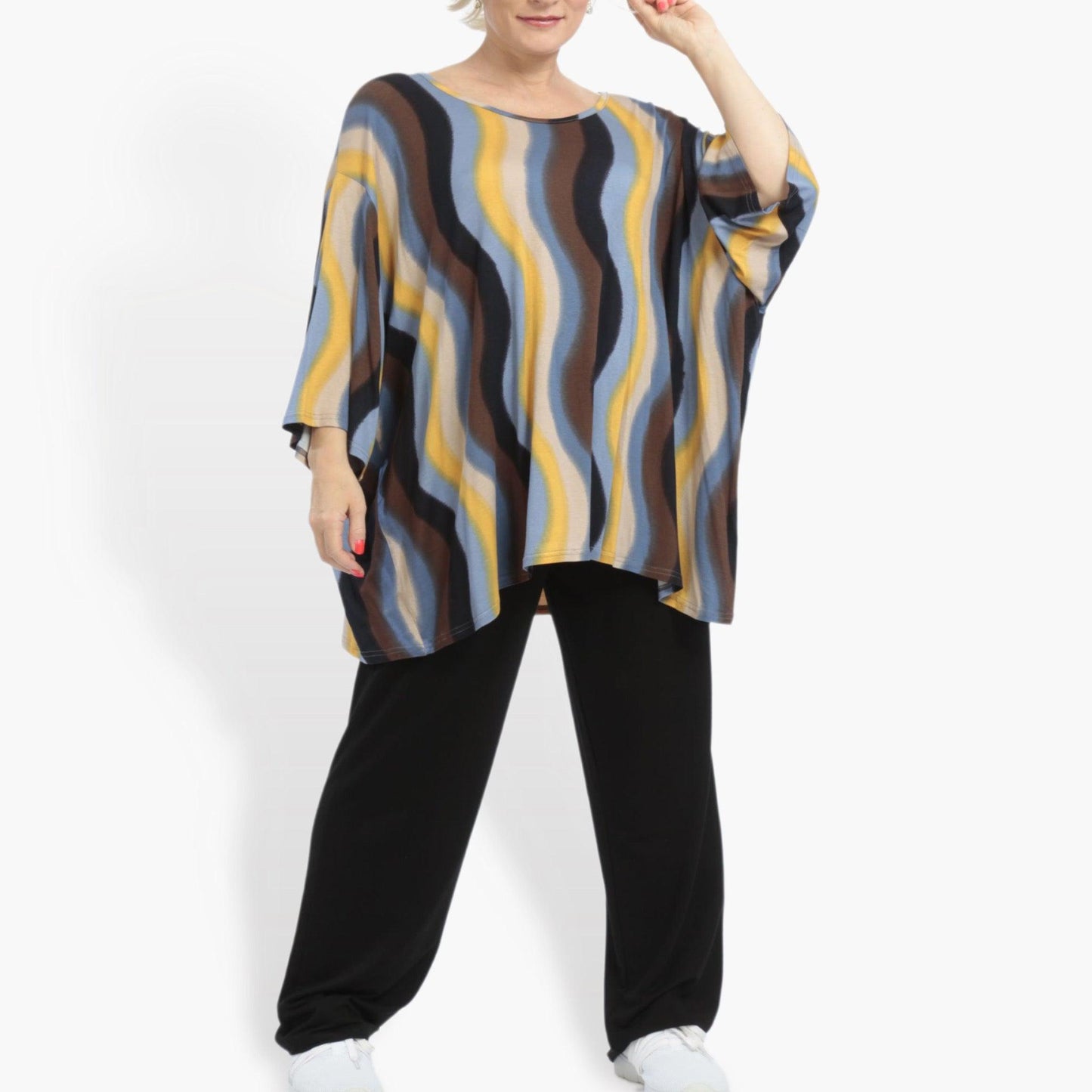 Sommer Big Shirt in kastiger Form aus feiner Jersey Qualität, Waves in Blau-Braun-Beige