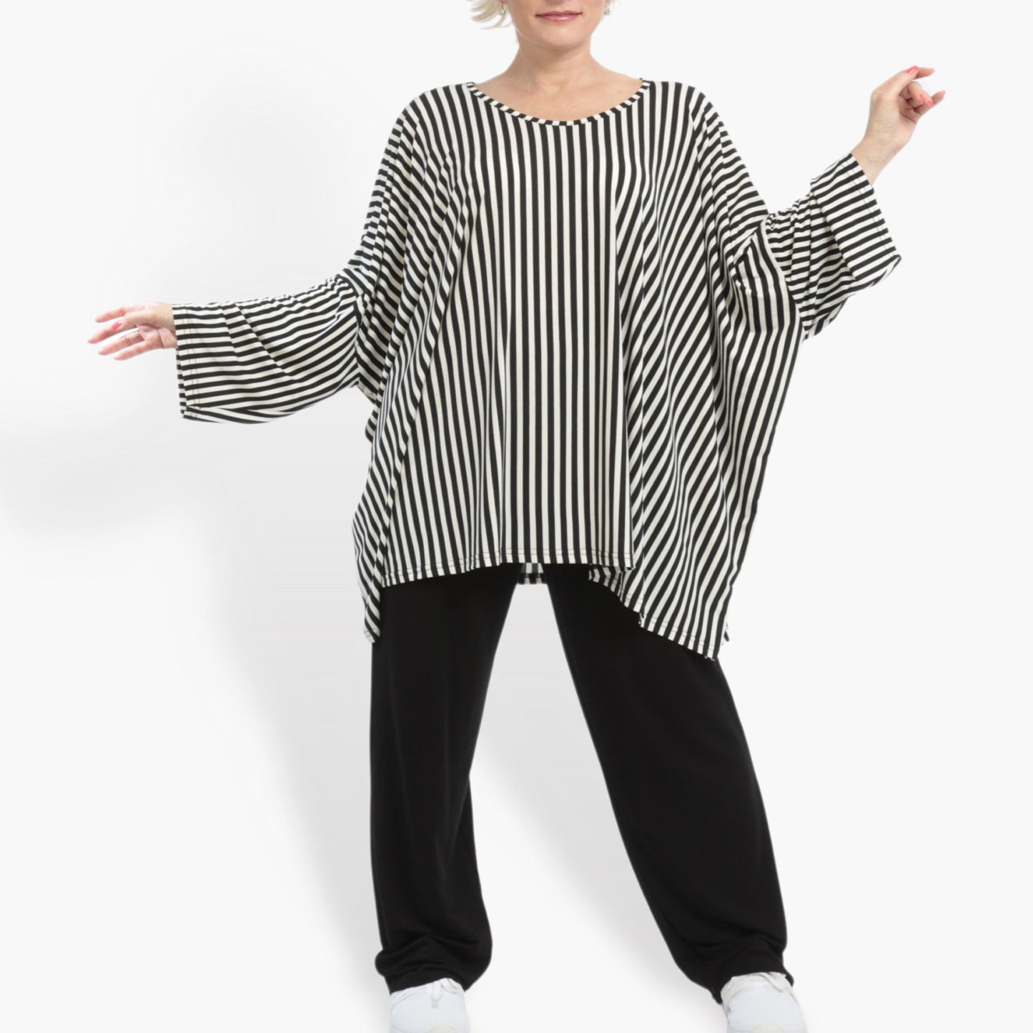 Sommer Big Shirt in  Form aus er Slinky Qualität, Slinky in Schwarz-Weiß