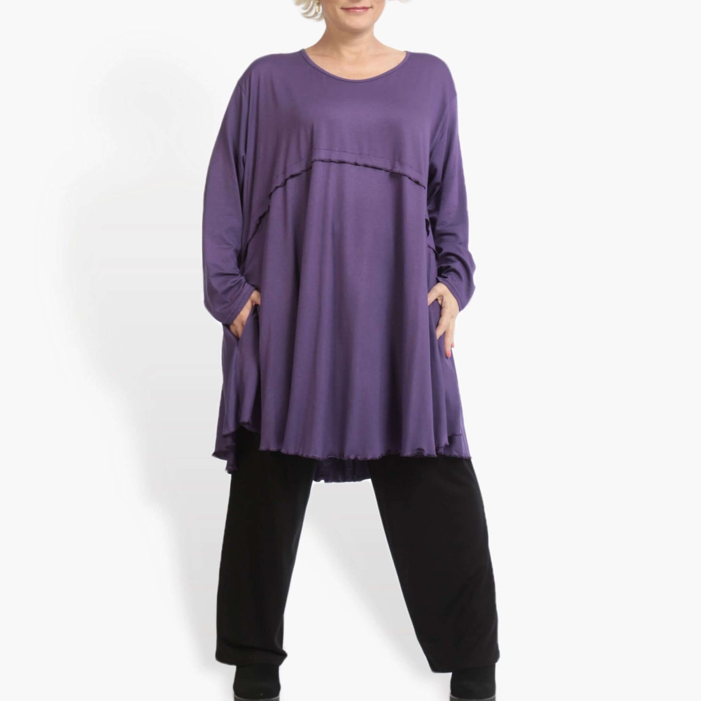 Everyday A-shaped shirt made of fine jersey quality, viscose basics in purple