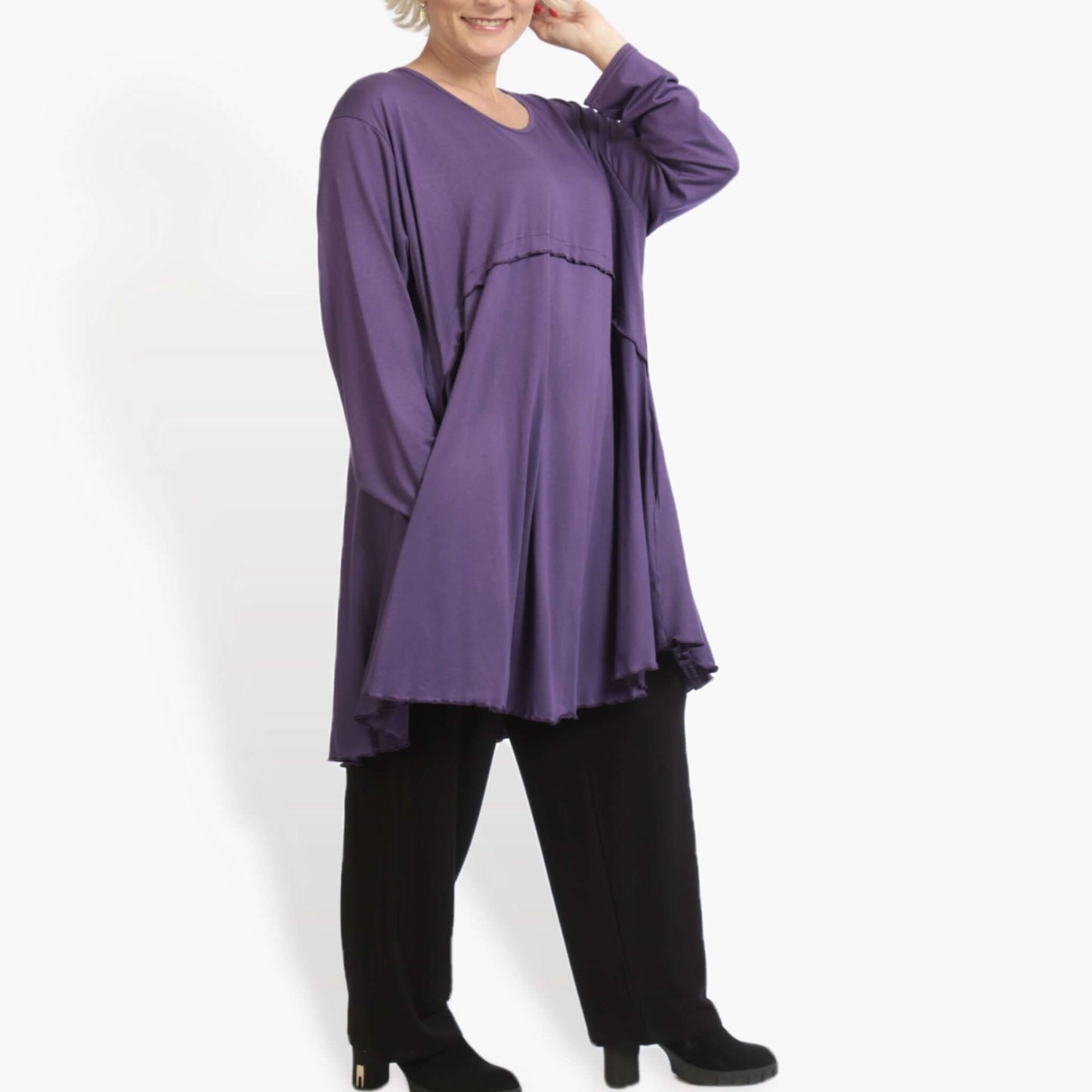 Everyday A-shaped shirt made of fine jersey quality, viscose basics in purple