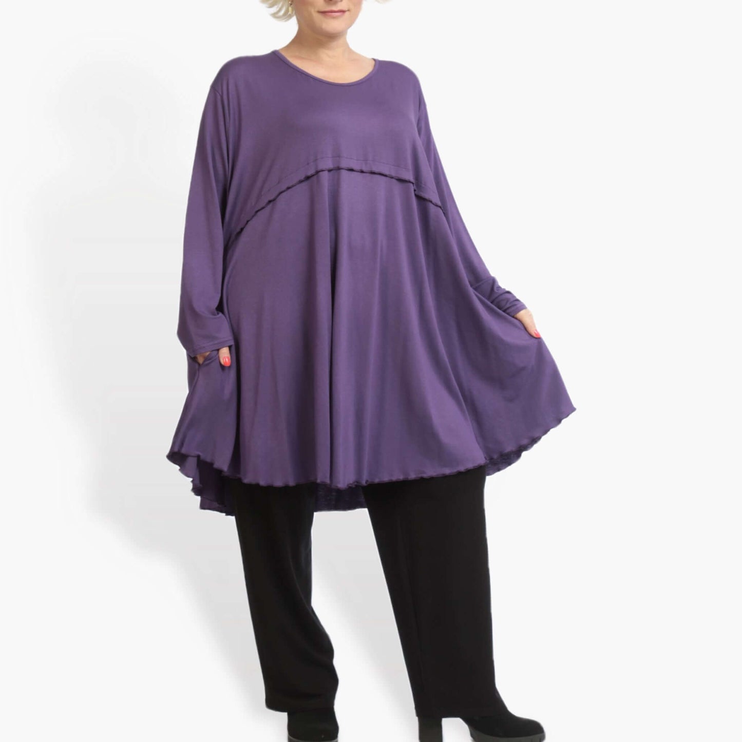 Everyday A-shaped shirt made of fine jersey quality, viscose basics in purple