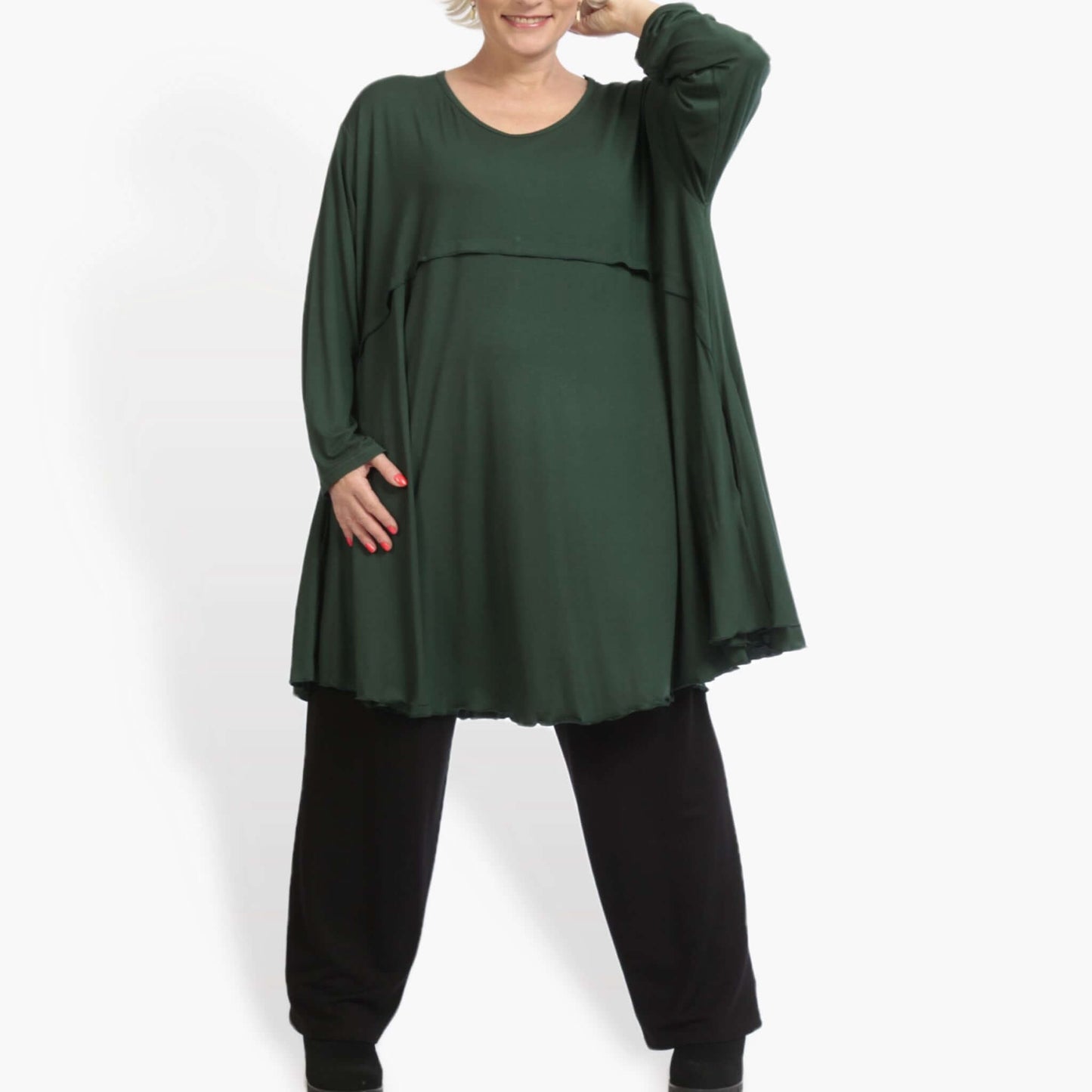 Everyday A-shaped shirt made of fine jersey quality, viscose basics in green