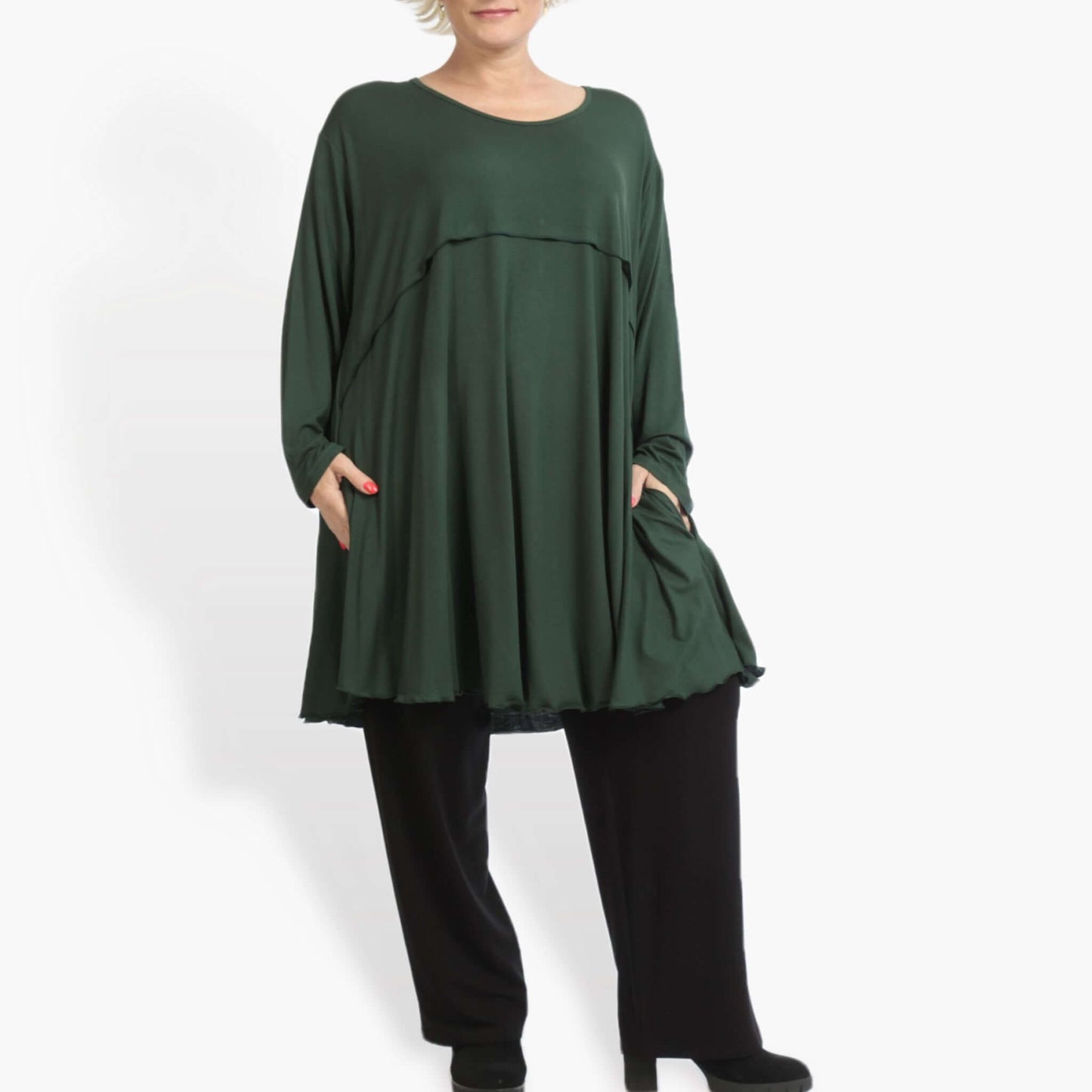 Everyday A-shaped shirt made of fine jersey quality, viscose basics in green