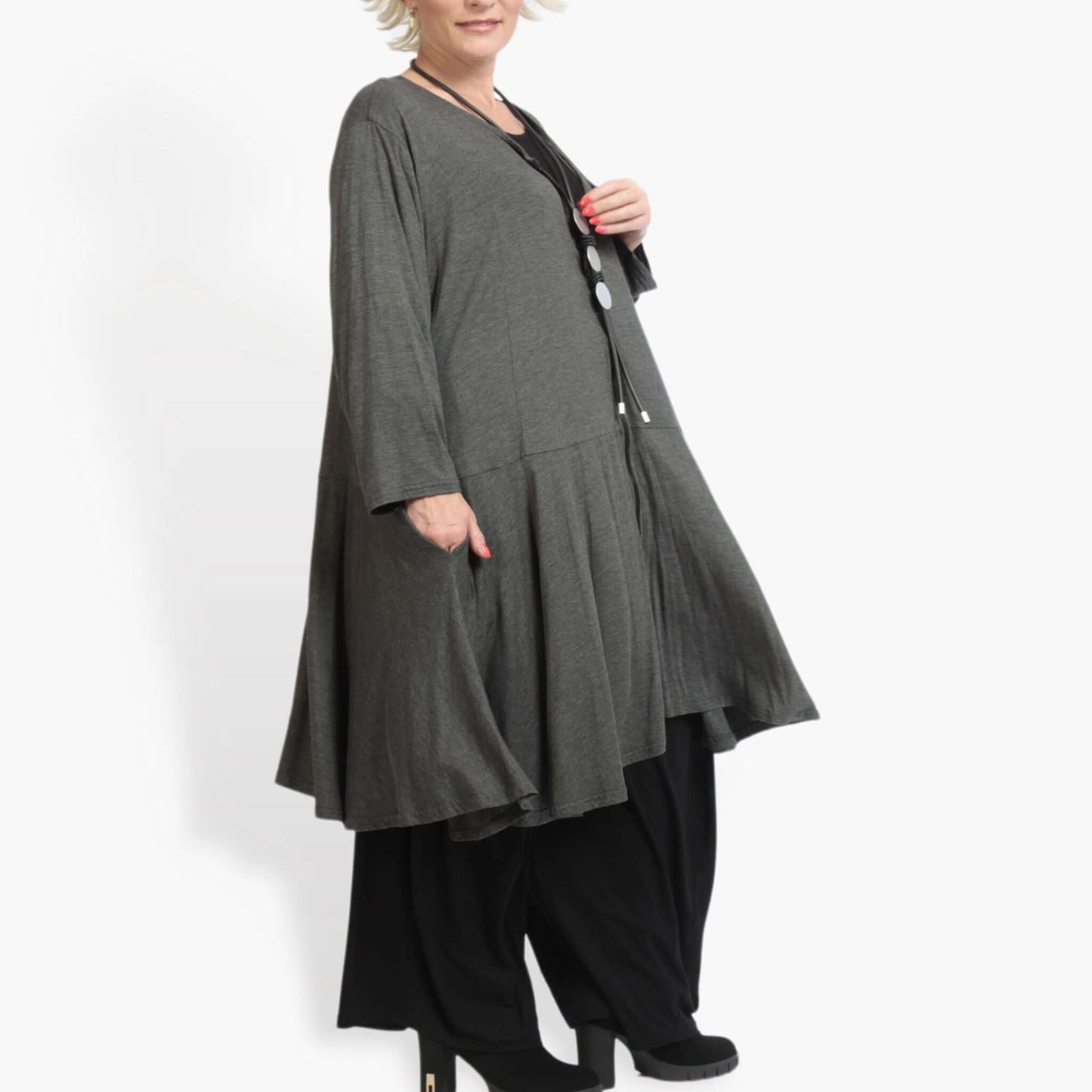 Everyday jacket in a bell shape made of fine jersey quality, viscose basics in antharcite