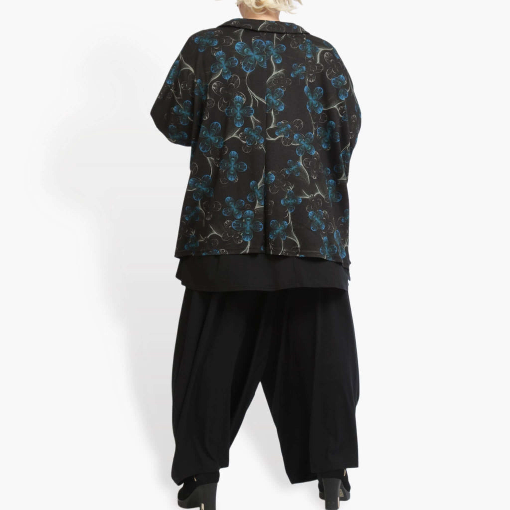 Winter jacket in A-shape made of fine Romanit jersey quality, petrol in black-petrol