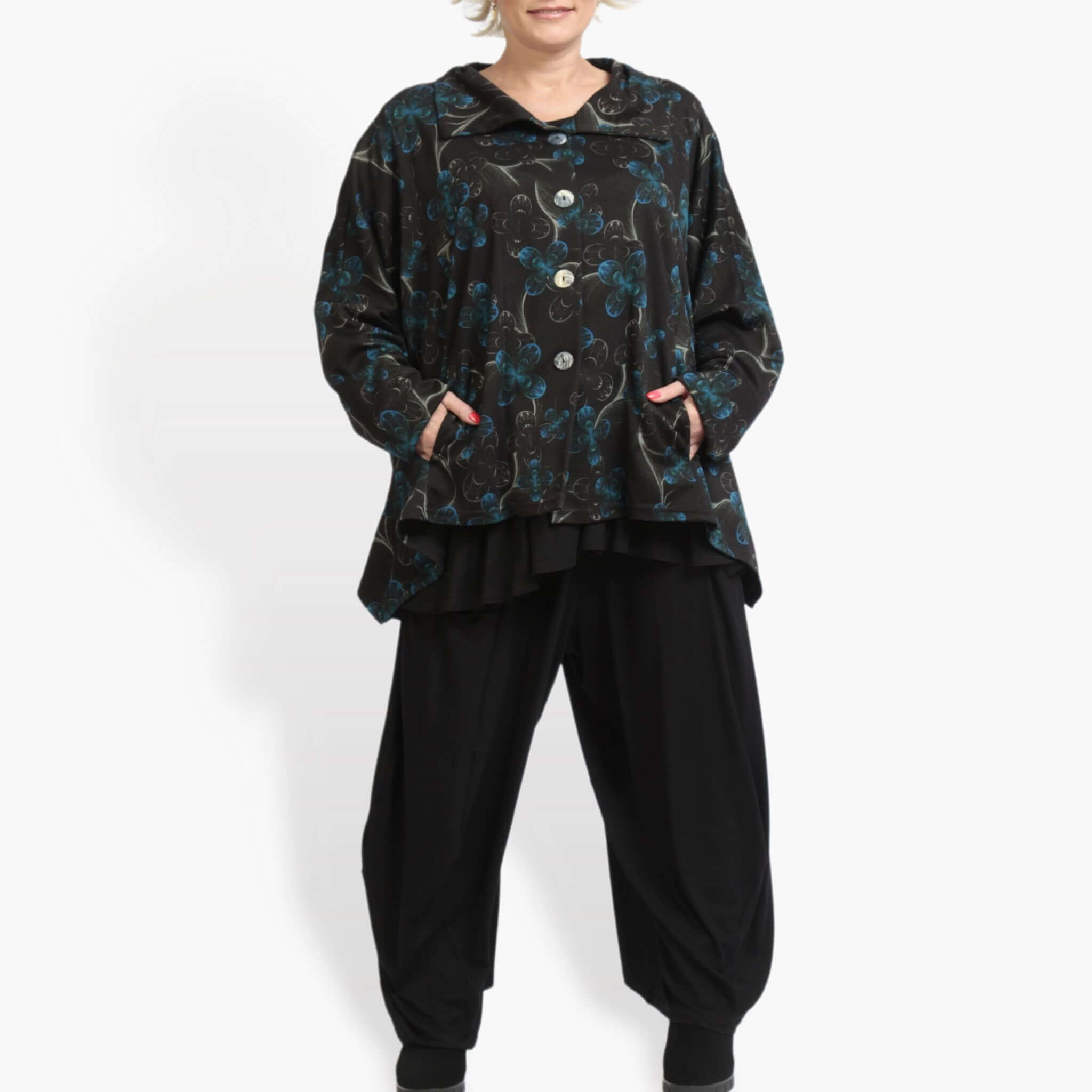 Winter jacket in A-shape made of fine Romanit jersey quality, petrol in black-petrol