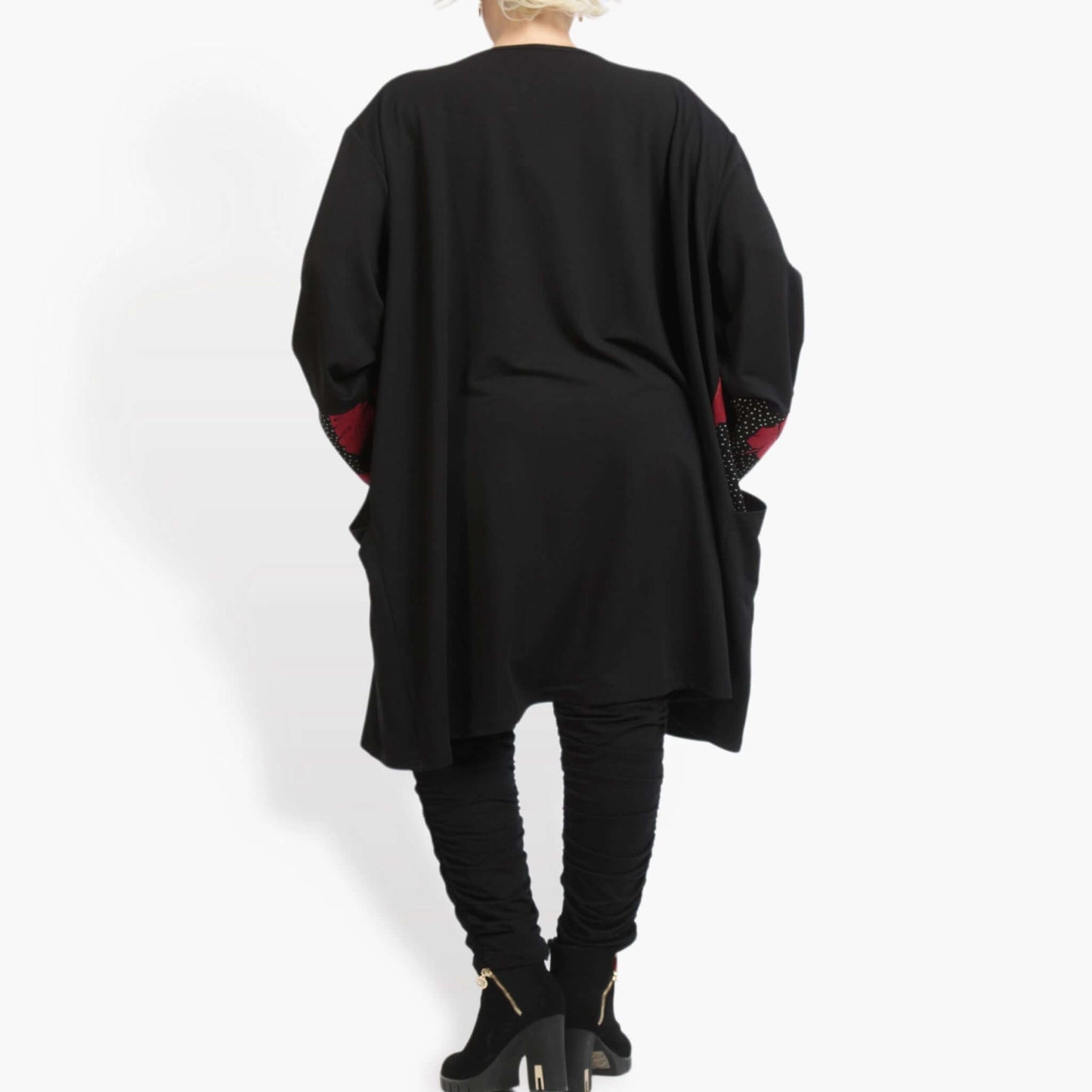 Winter big shirt in balloon shape made of soft Romanit jersey quality, iris in black and red