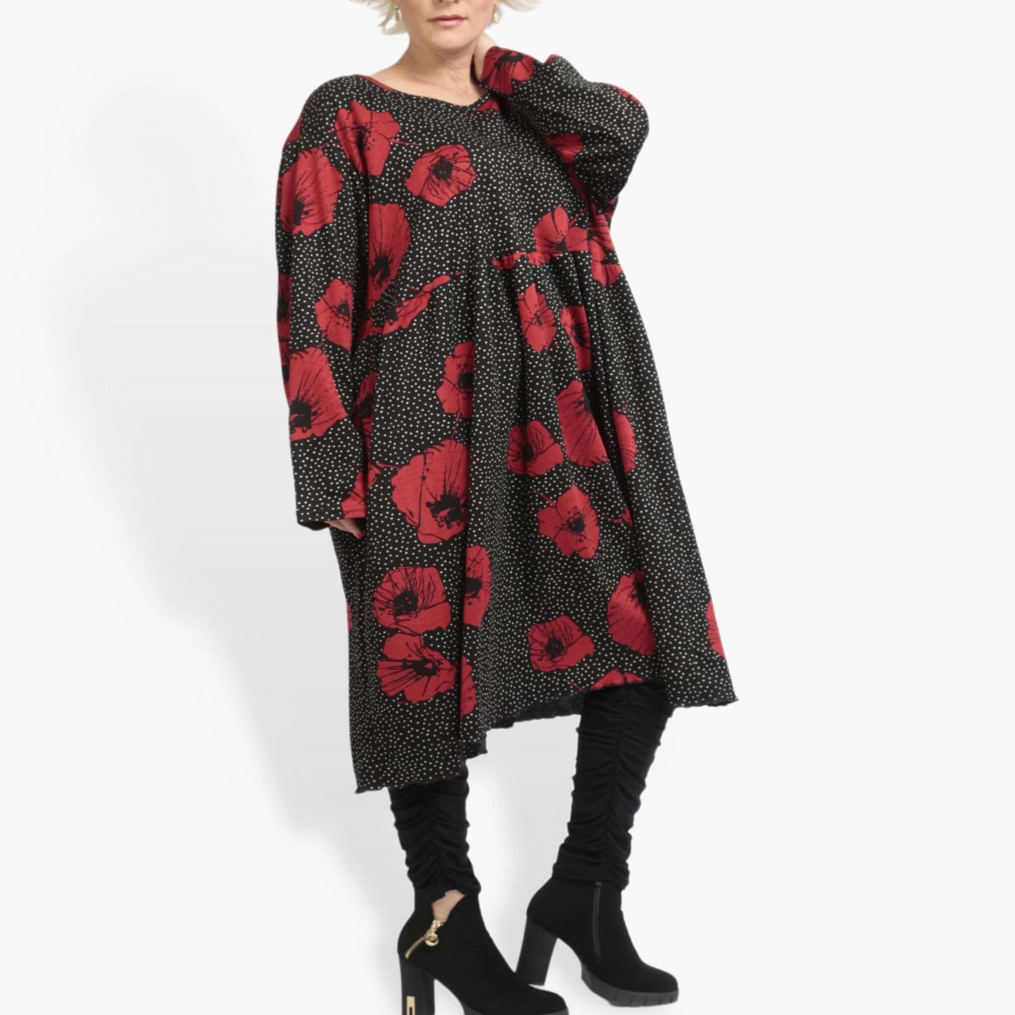 Winter Kleid in gerader Form aus weicher Romanit Jersey Qualität, Iris in Schwarz-Rot