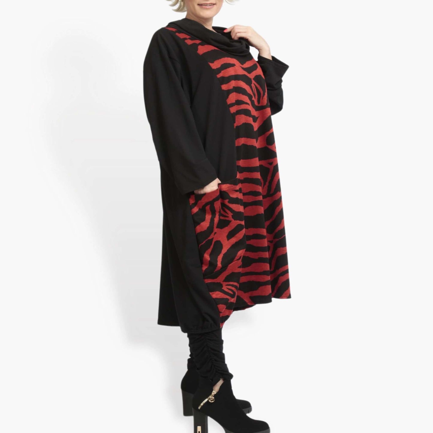 Winter dress in balloon shape made of soft Romanit jersey quality, Lina in black and red