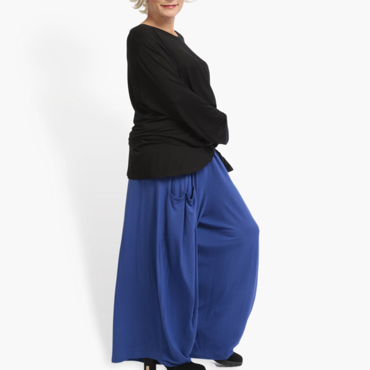 Winter trousers in balloon shape made of fine jersey quality, viscose basics in blue