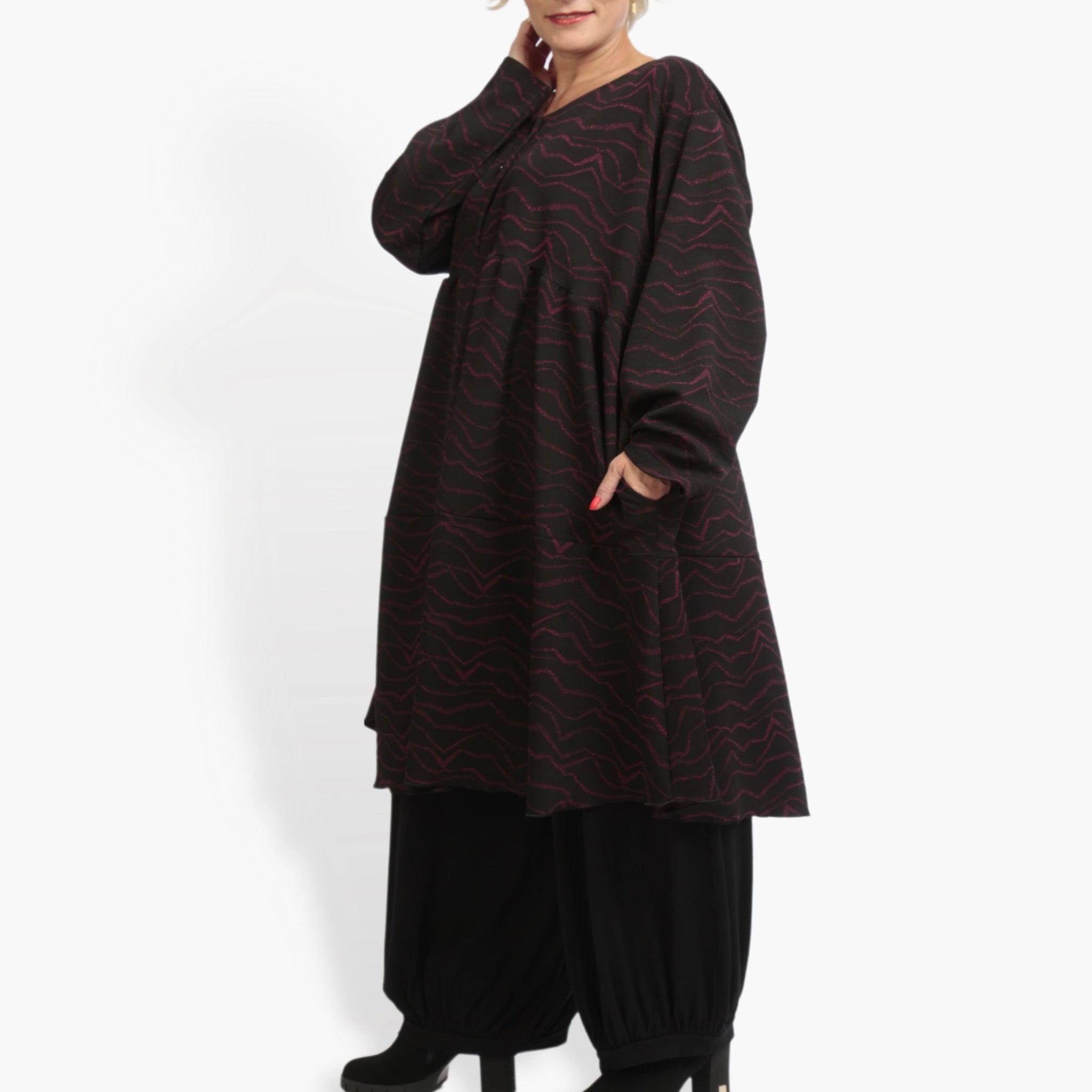 Winter dress in A-shape made of soft jacquard quality, Toronto in black-fuchsia
