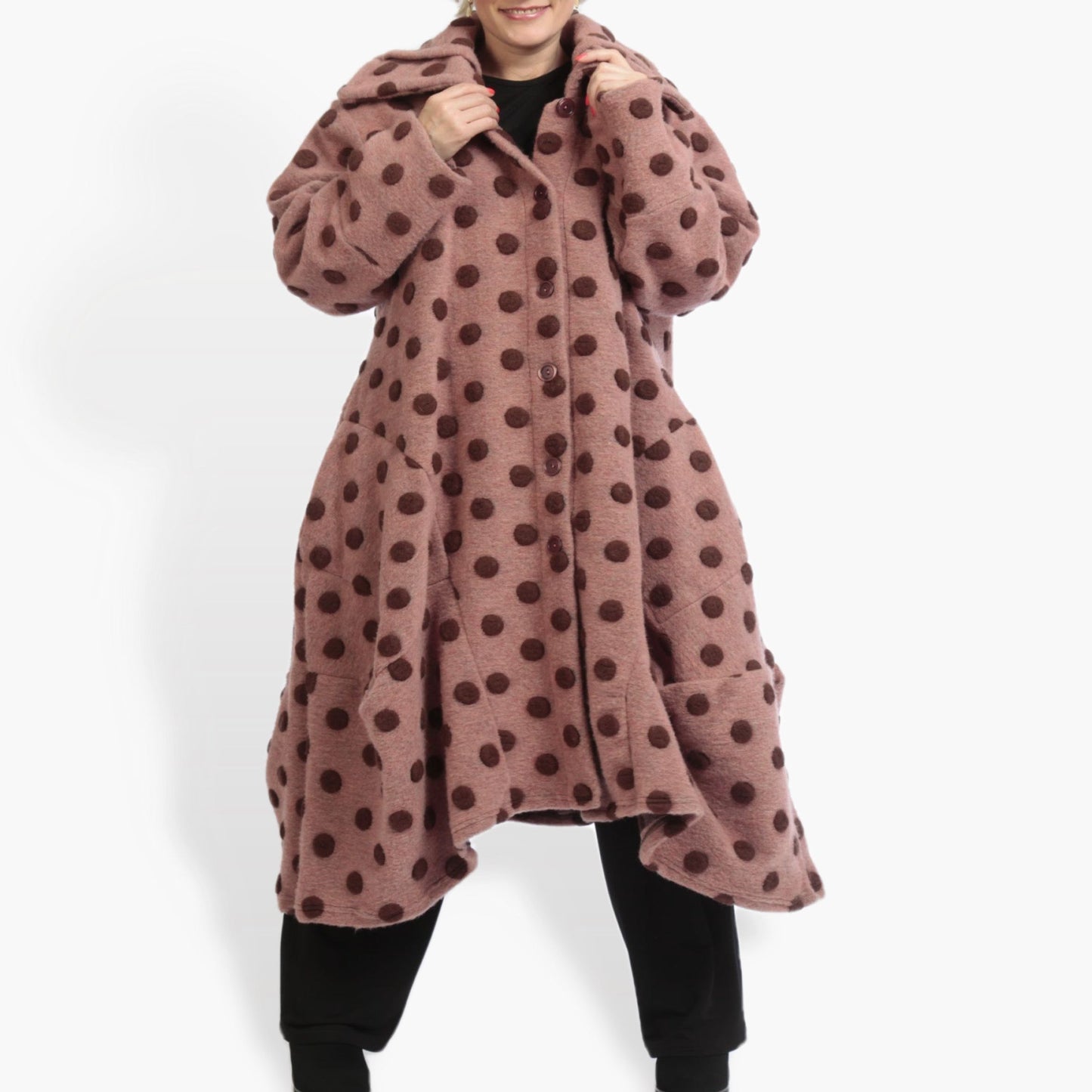 Winter coat in balloon shape made of wool quality, wool large in old pink