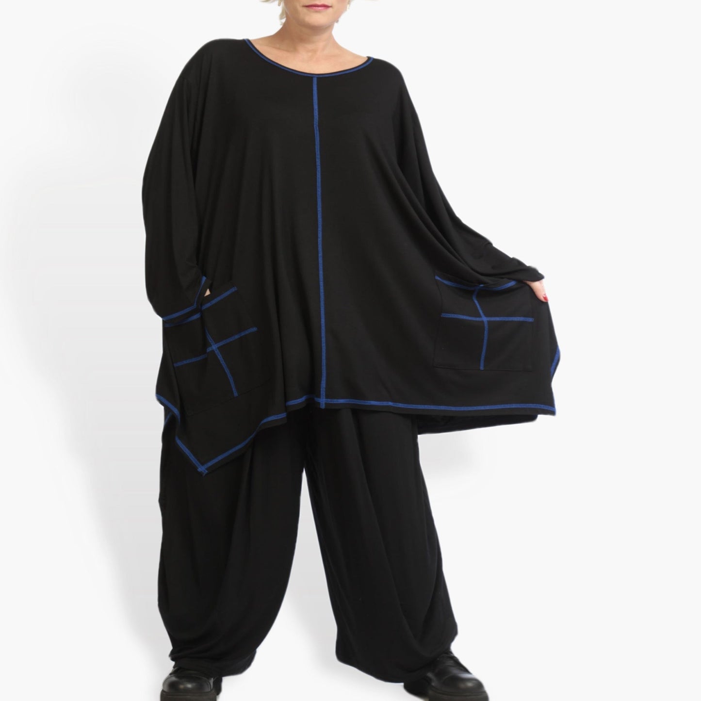 Winter Big Shirt in A-Form aus feiner Jersey Qualität, Viskose-Basics in Schwarz-Blau