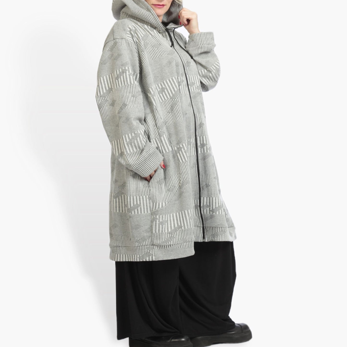 Winter jacket in balloon shape made of knitted quality, stitch in gray