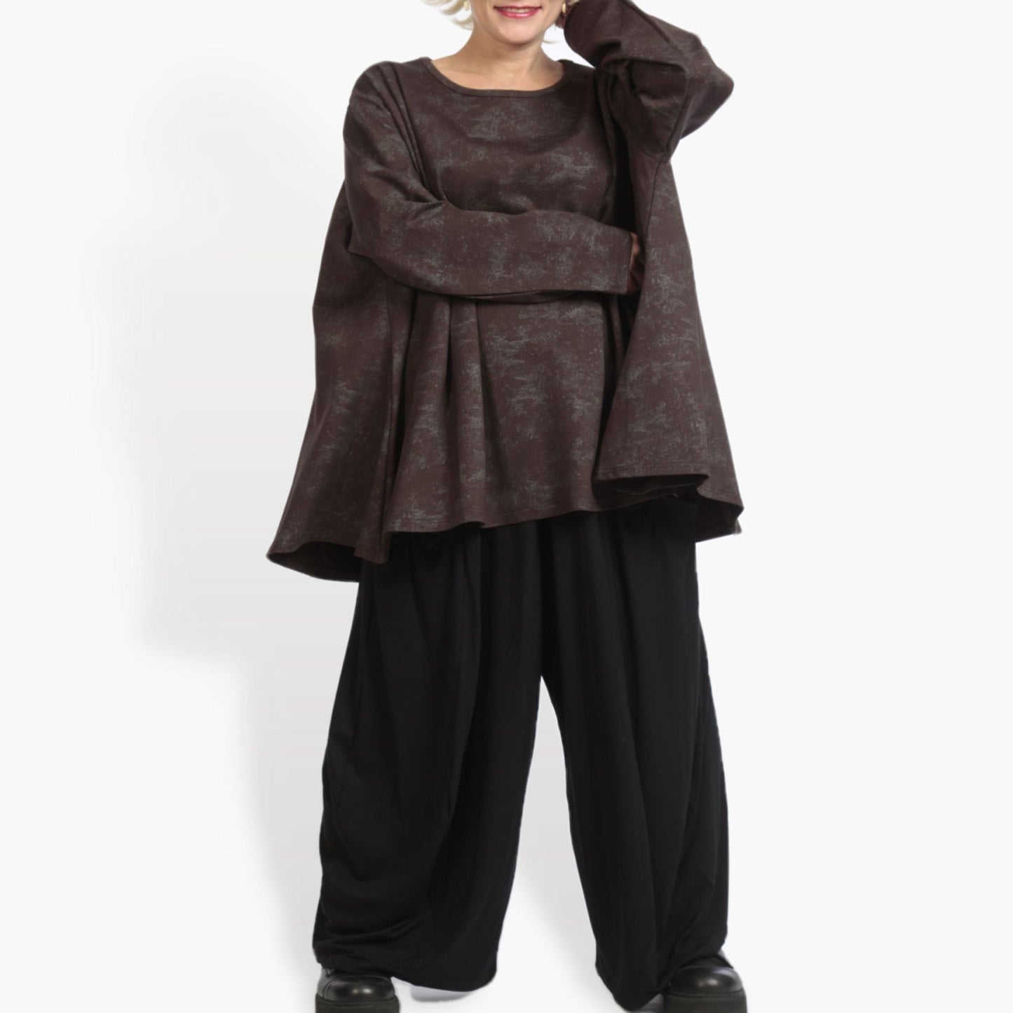 Winter big shirt in A-shape made of Romanit jersey quality, Lilo in brown