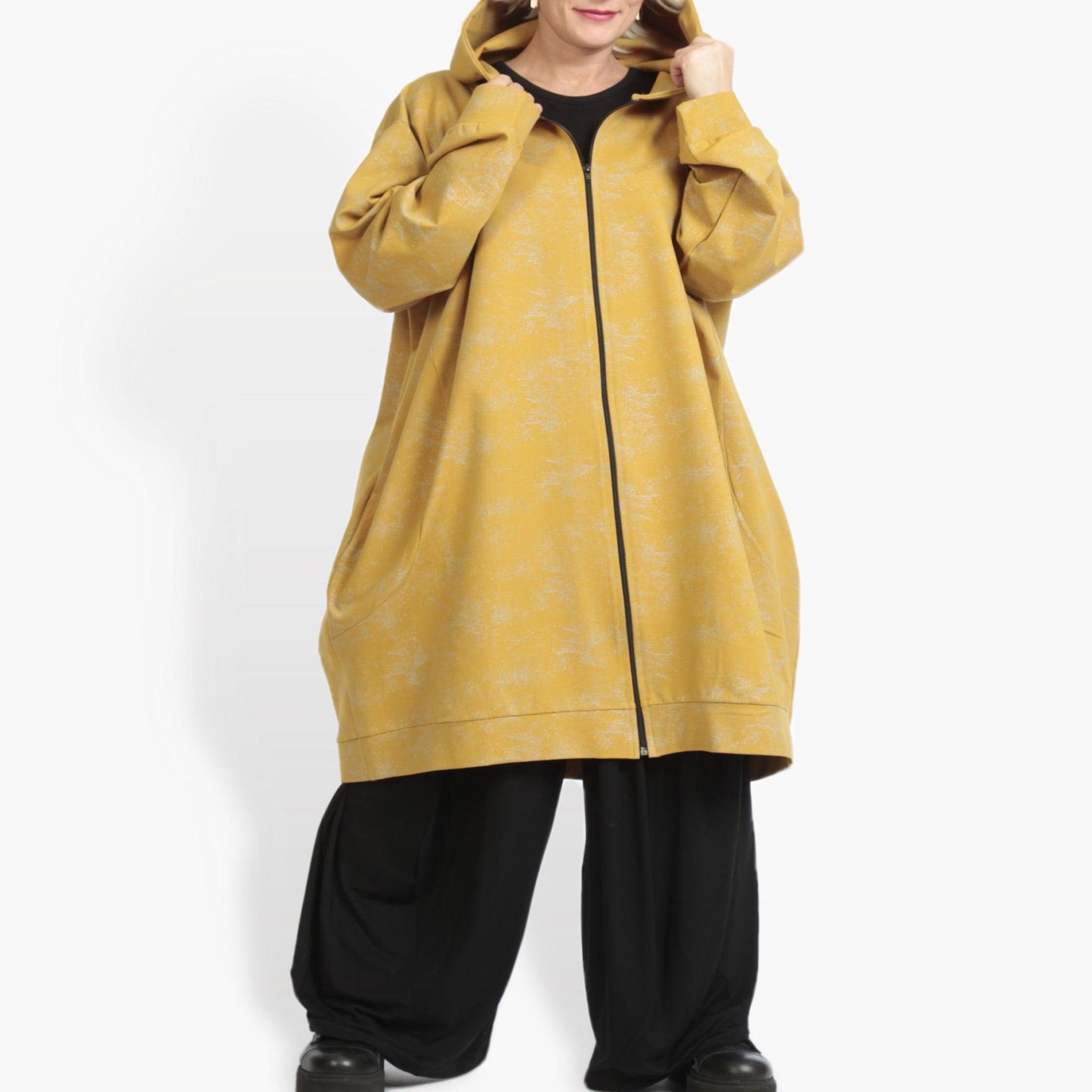 Winter jacket in balloon shape made of Romanit jersey quality, Lilo in mustard