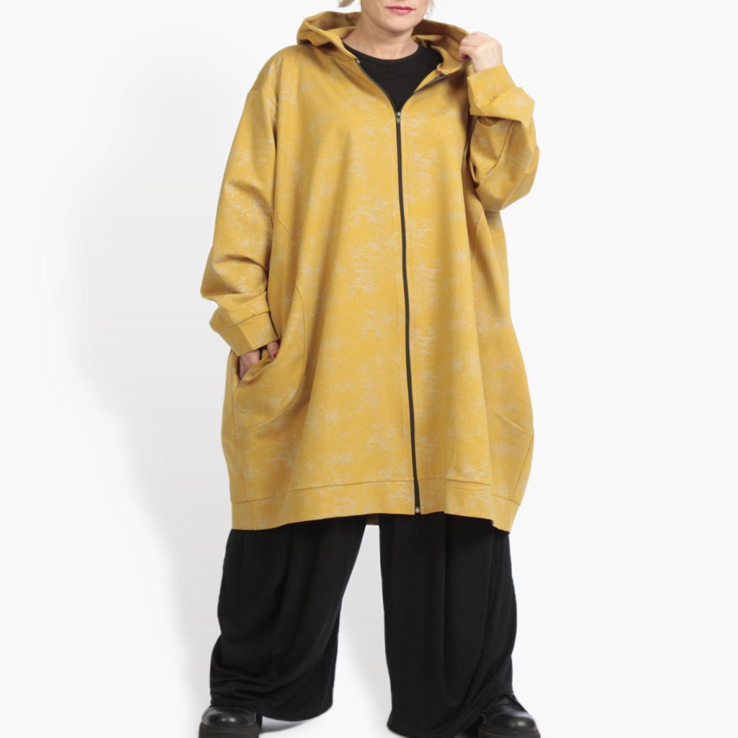 Winter jacket in balloon shape made of Romanit jersey quality, Lilo in mustard