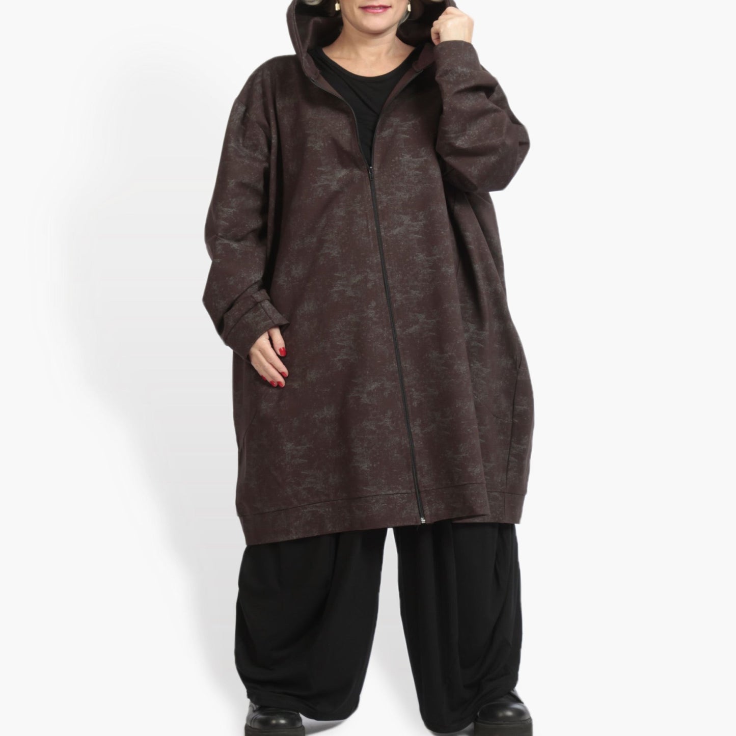 Winter jacket in balloon shape made of Romanit jersey quality, Lilo in brown