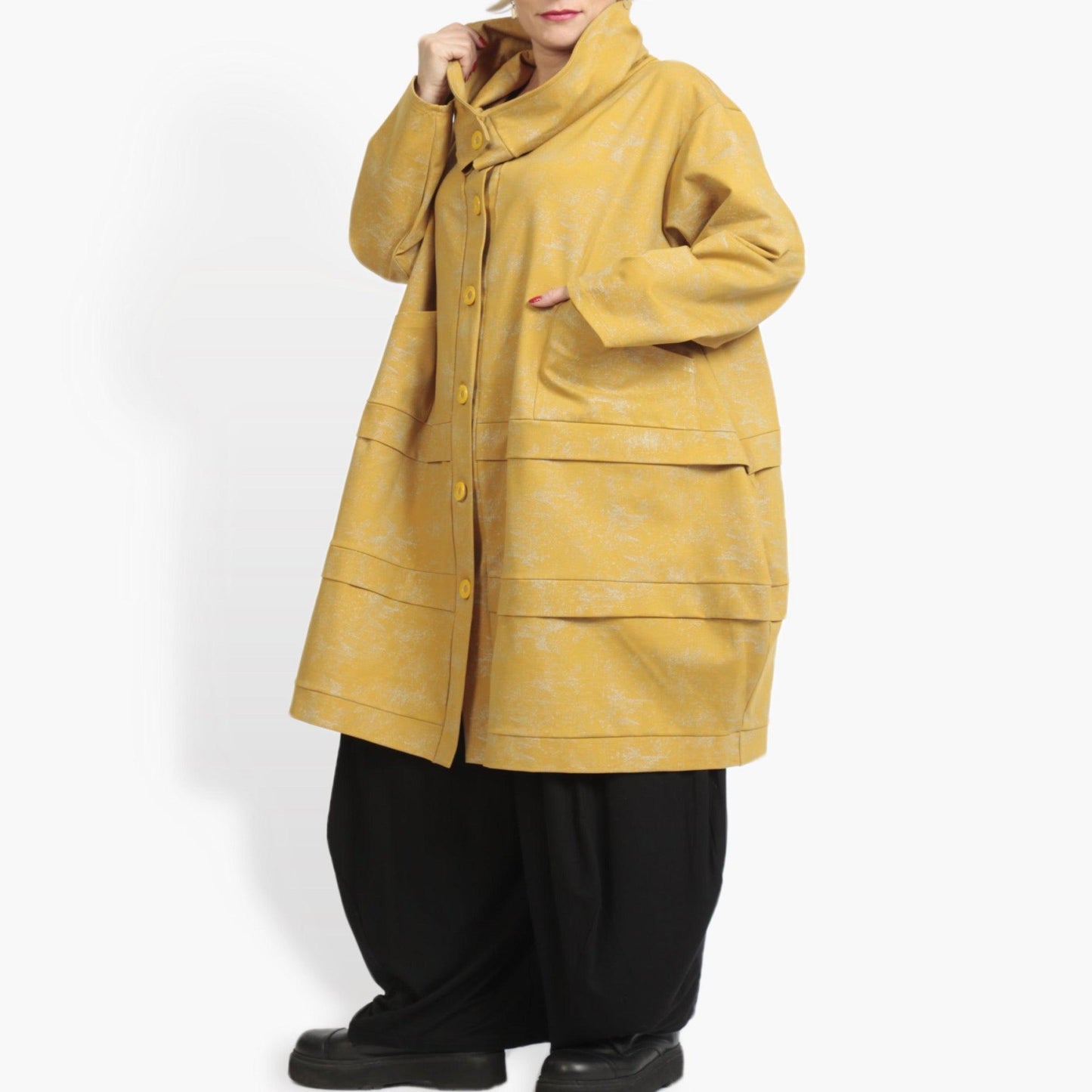 Winter coat in balloon shape made of Romanit jersey quality, Lilo in mustard