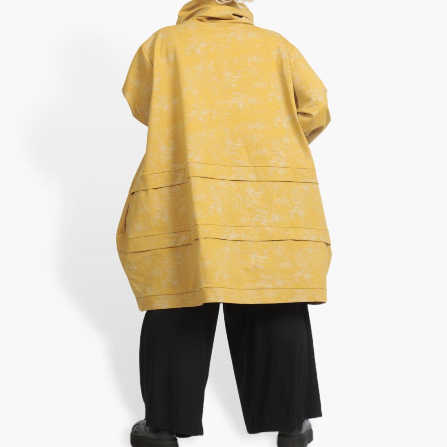 Winter coat in balloon shape made of Romanit jersey quality, Lilo in mustard