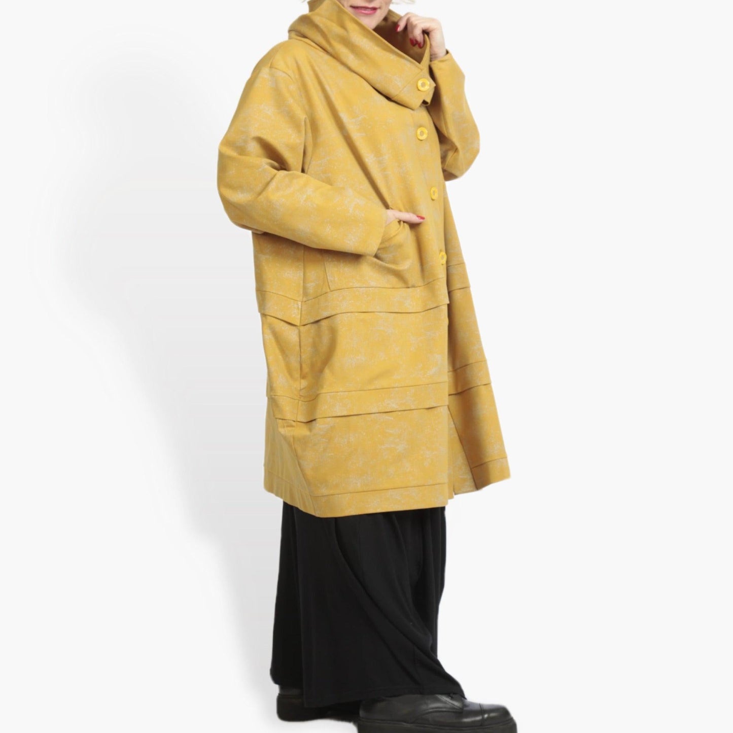 Winter coat in balloon shape made of Romanit jersey quality, Lilo in mustard