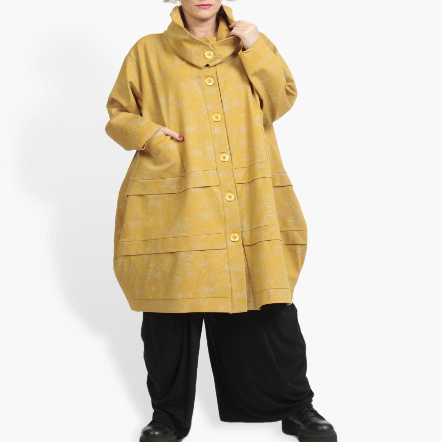 Winter coat in balloon shape made of Romanit jersey quality, Lilo in mustard