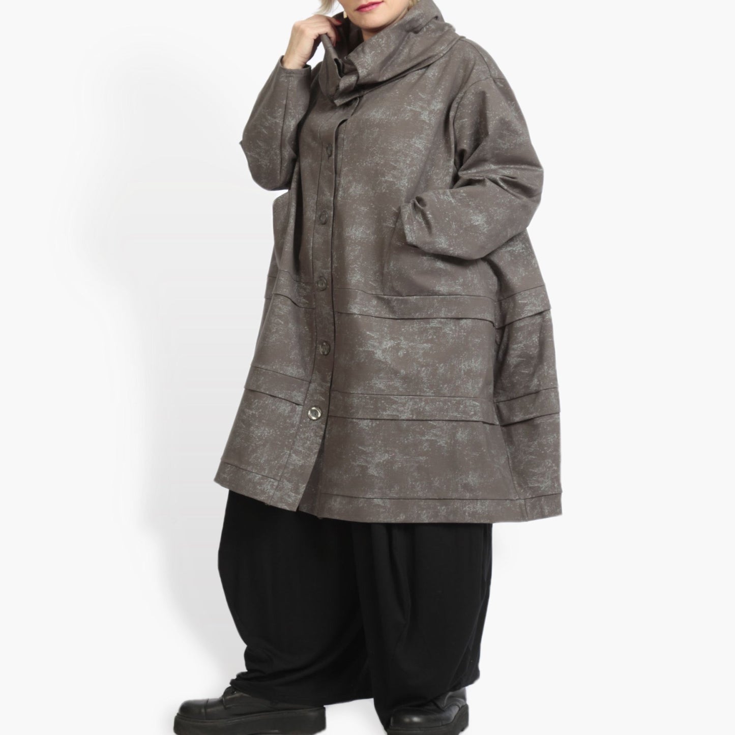 Winter coat in balloon shape made of Romanit jersey quality, Lilo in gray