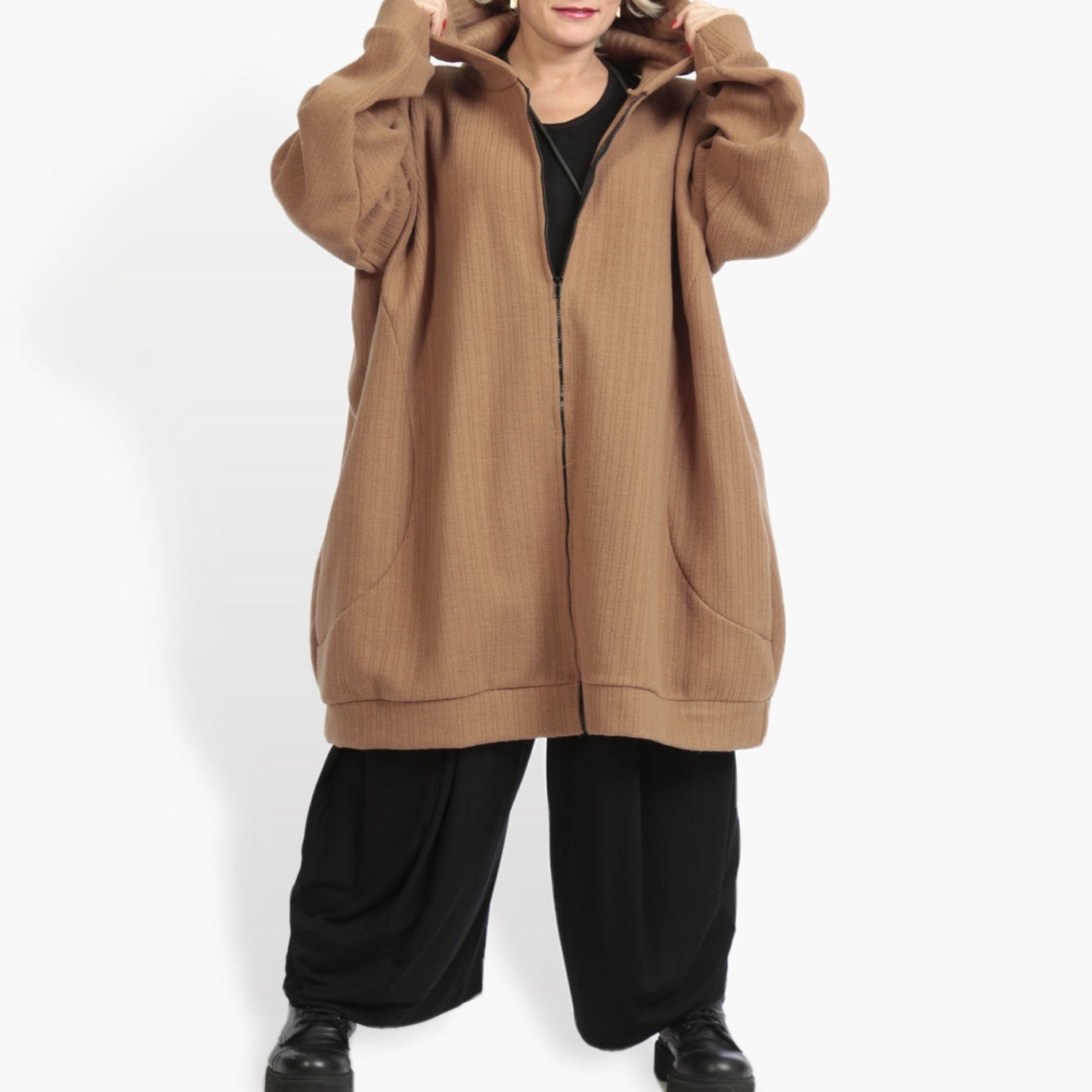 Winter coat in a straight shape made of wool blend quality, Weely in Camel