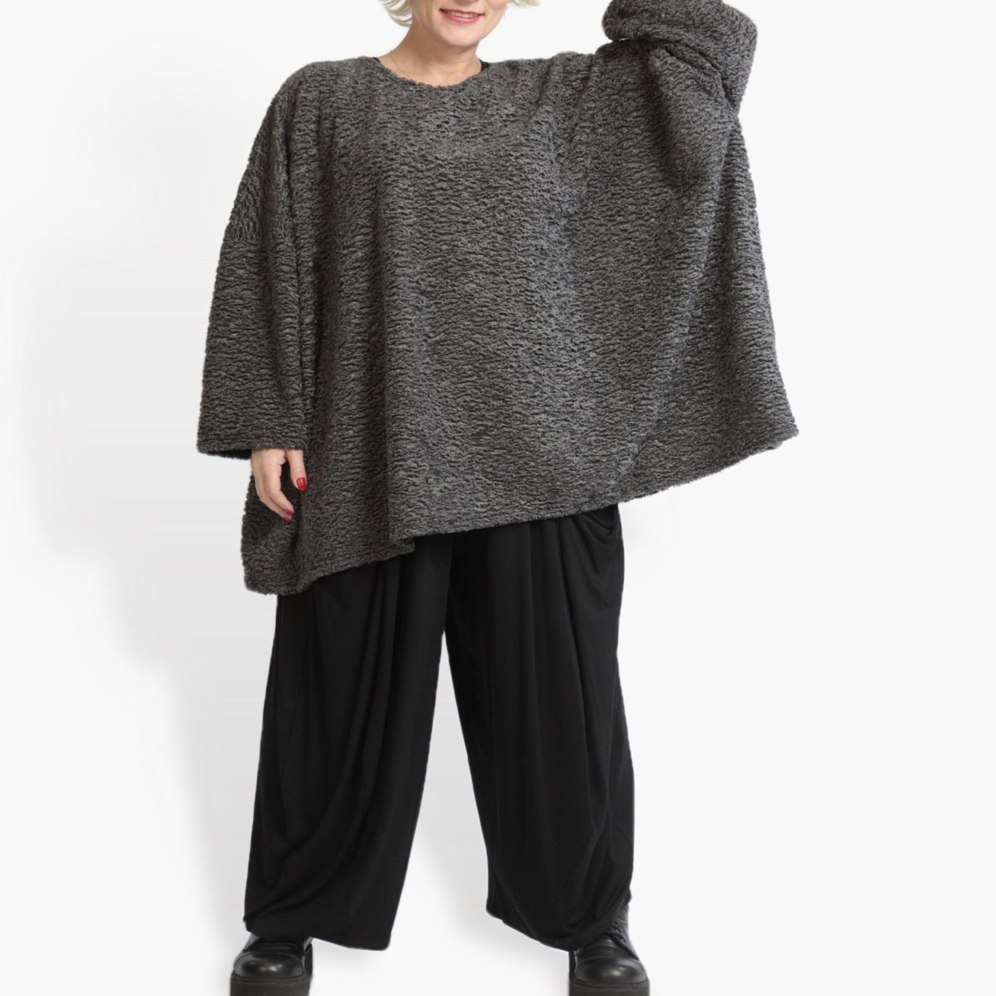 Winter Big Shirt in a boxy shape made from Astrakan quality, Astra in antharcite