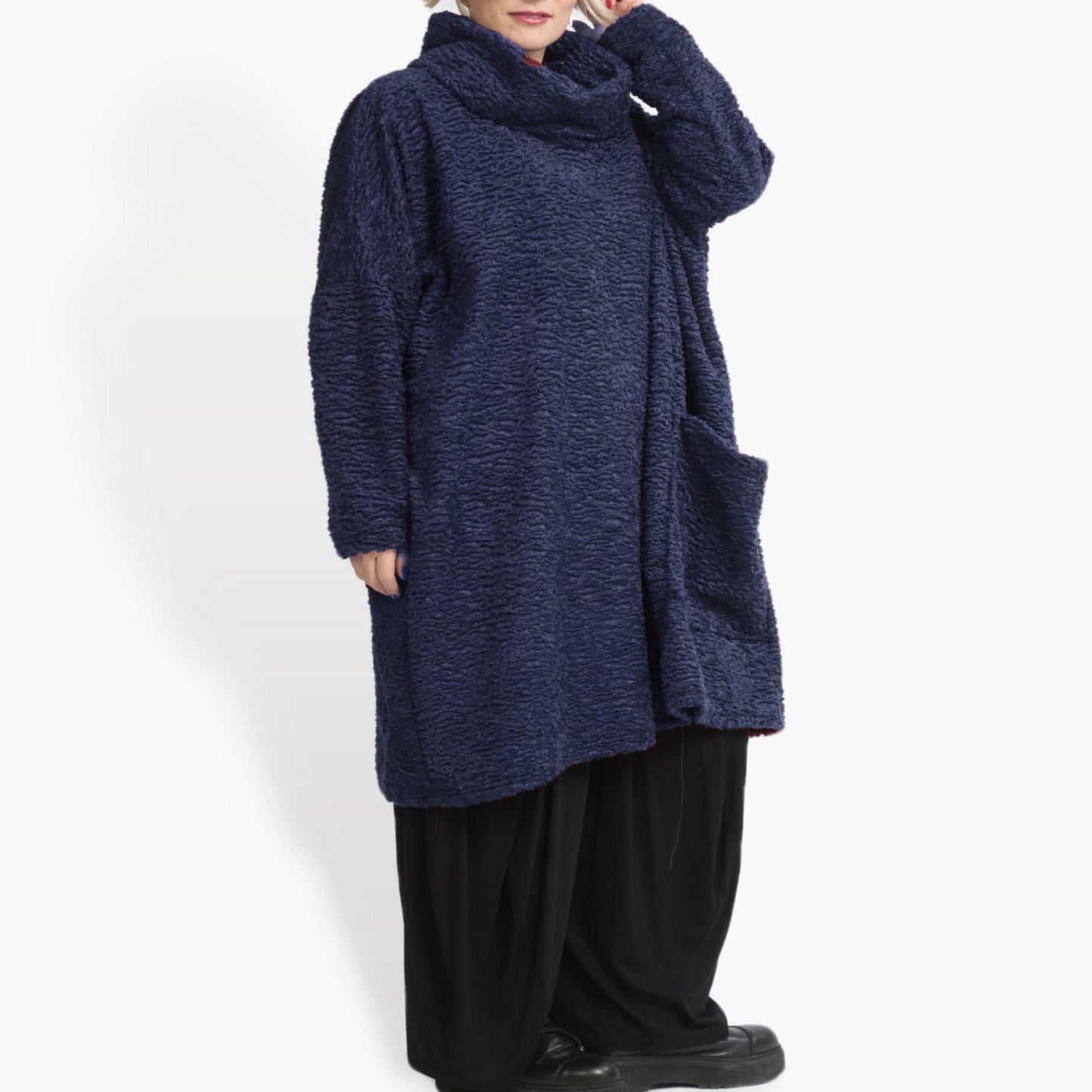 Winter big shirt in a boxy shape made from Astrakan quality, Astra in navy