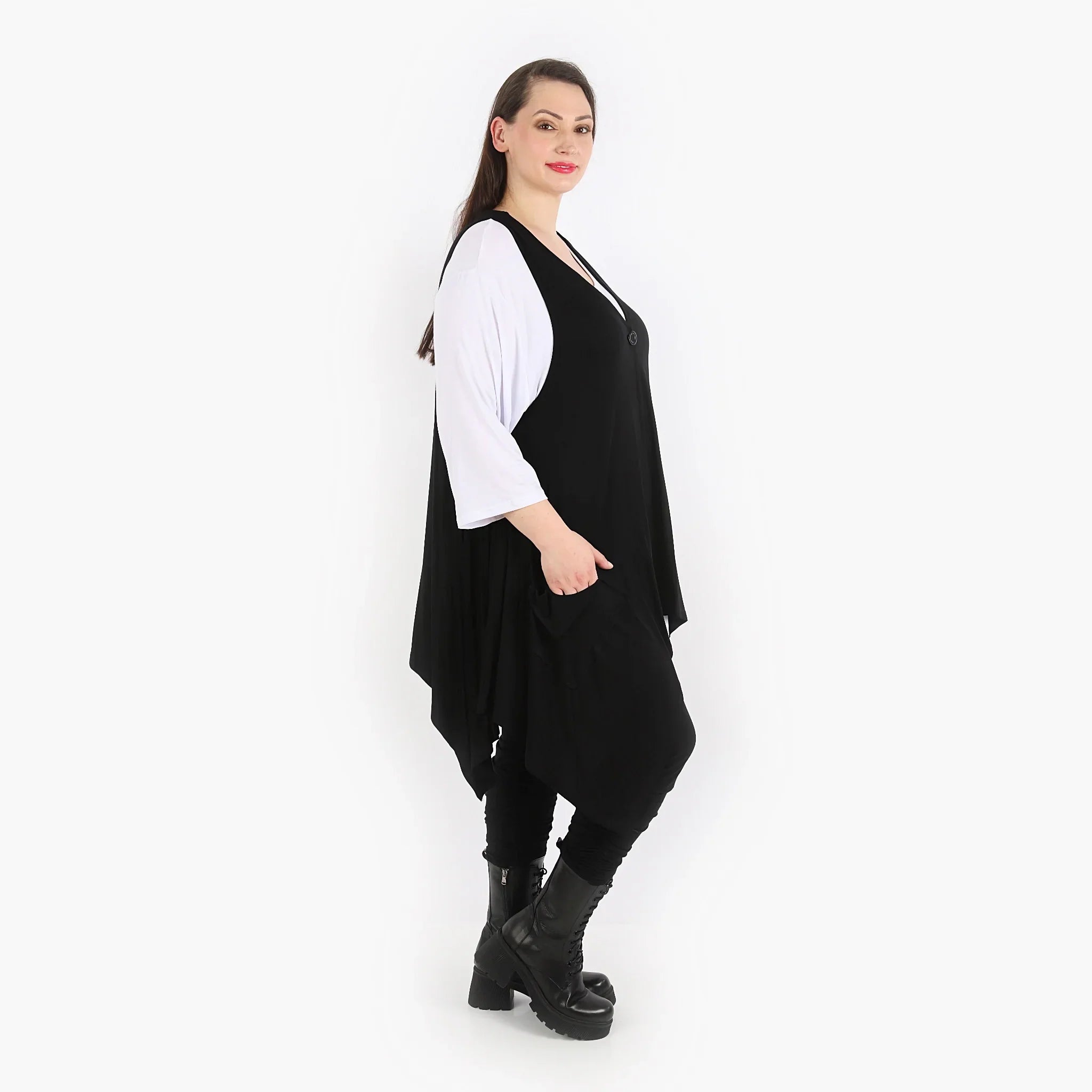 AKH 110 vest, black