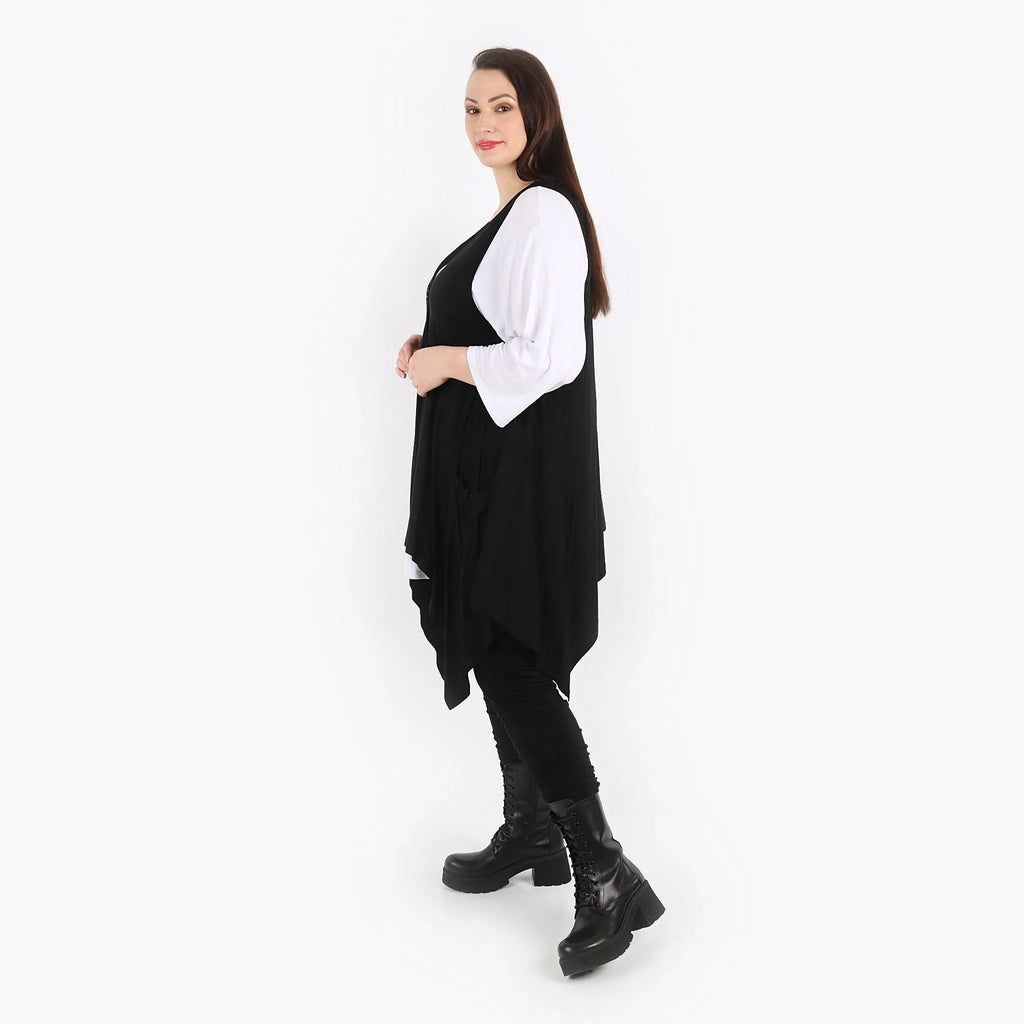 AKH 110 vest, black