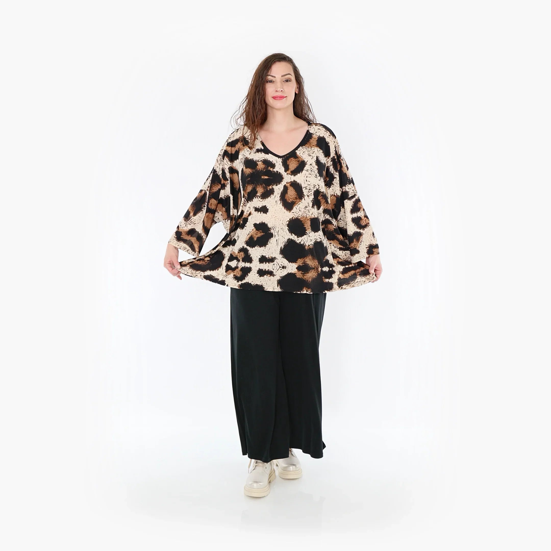 AKH 6993 Big Shirt, Beige-Schwarz-Braun