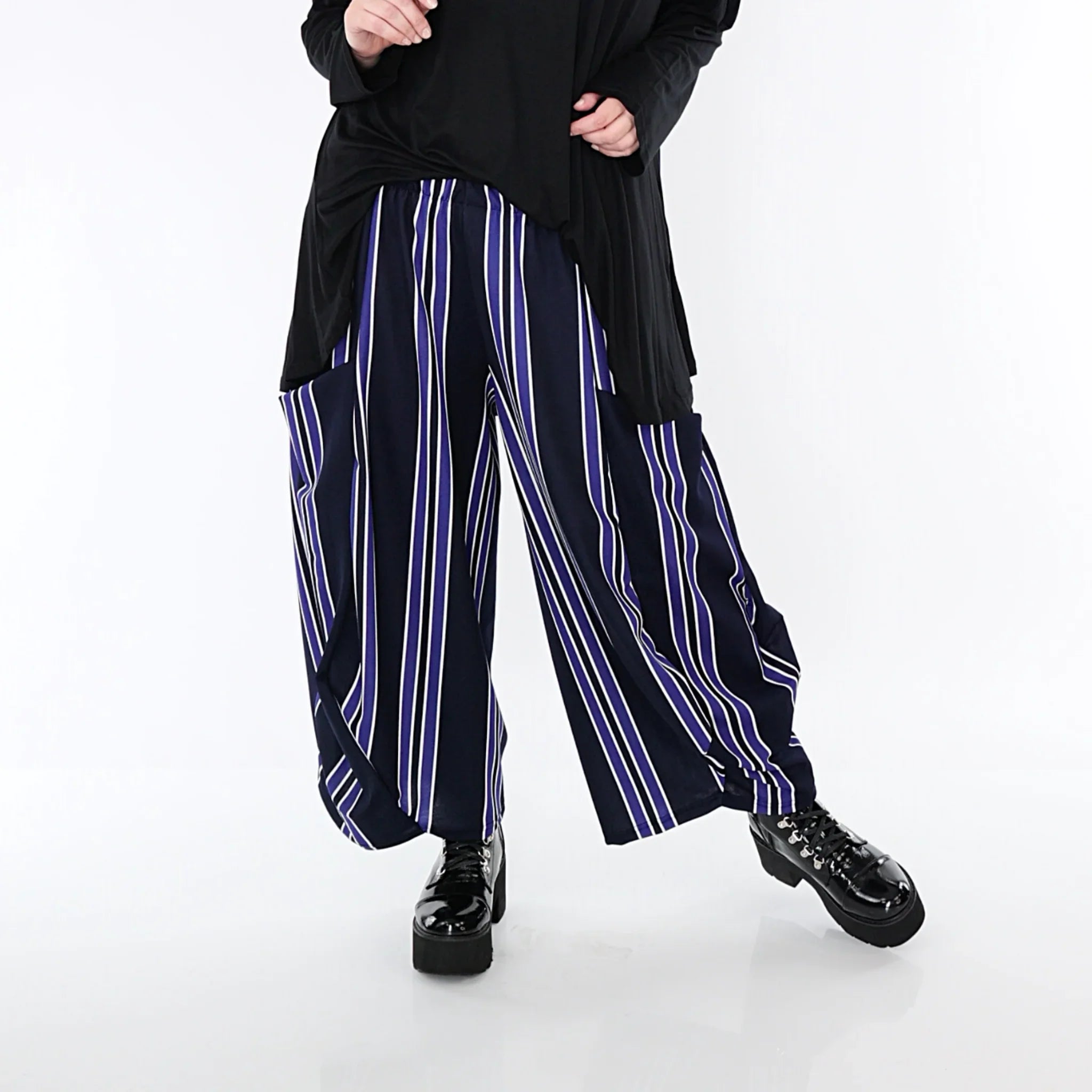 AKH Fashion Hose 8069 Alba, Blau/Marine/Weiß